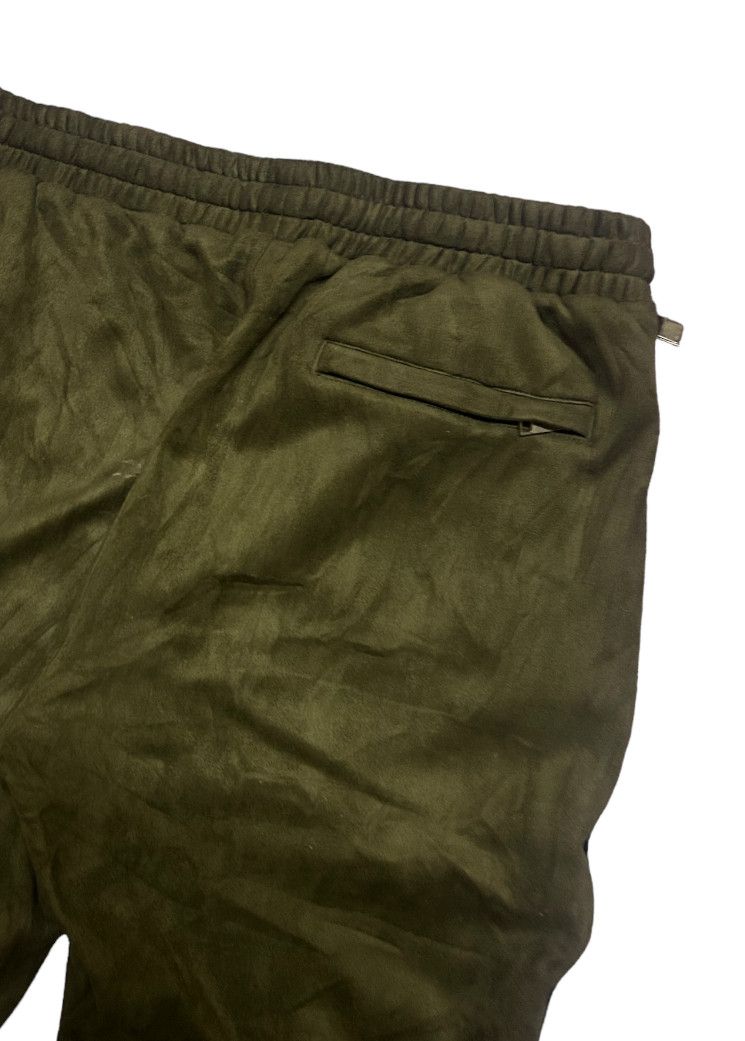 Dolce & Gabbana Very cool desighn Dolce & Gabbana velvet sweatpant Size US 32 / EU 48 - 6 Thumbnail