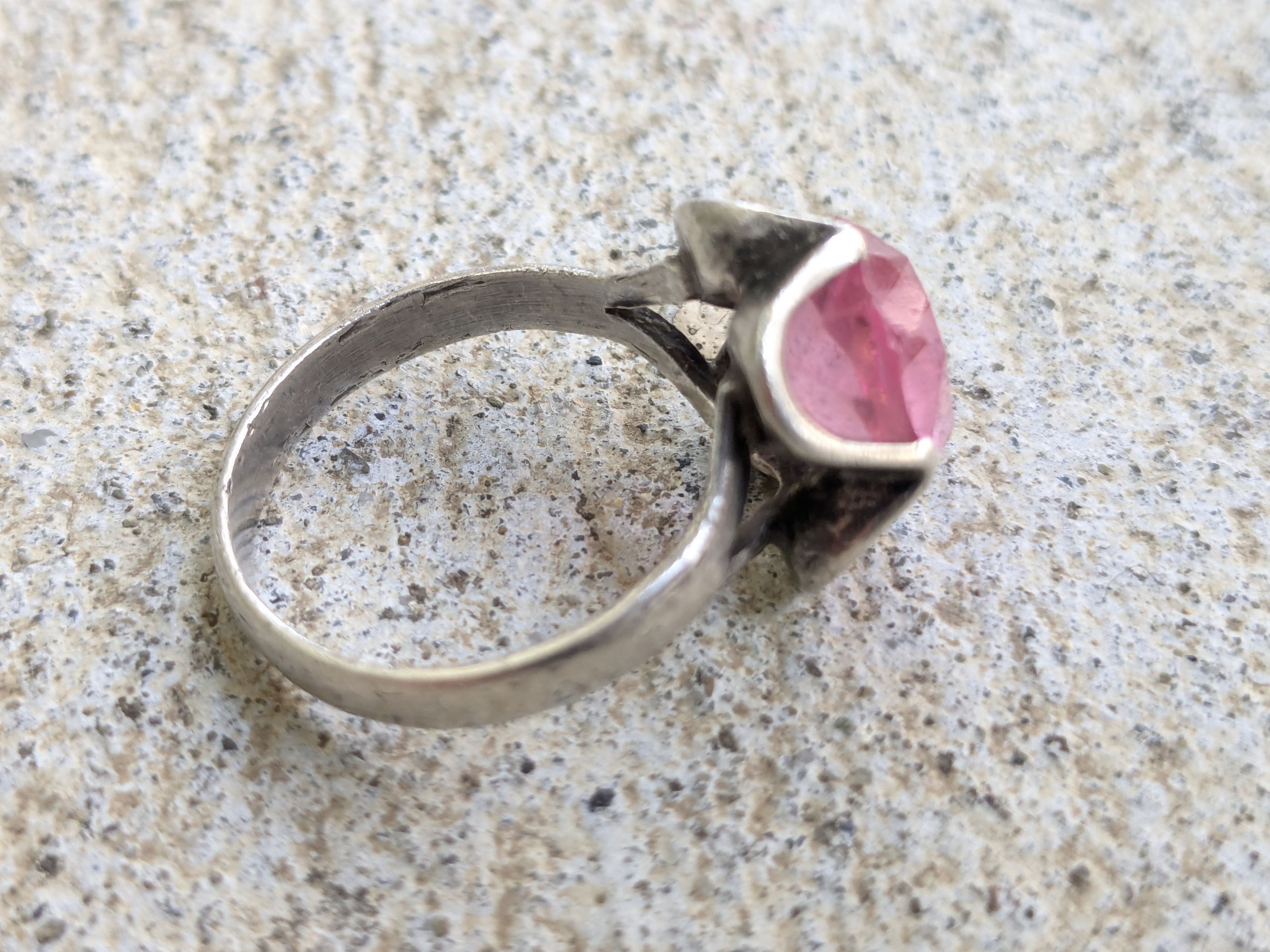 Jewelry Vintage Sterling Silver Ring Pink Glass 8.5 Belcher Mexico Size ONE SIZE - 10 Thumbnail
