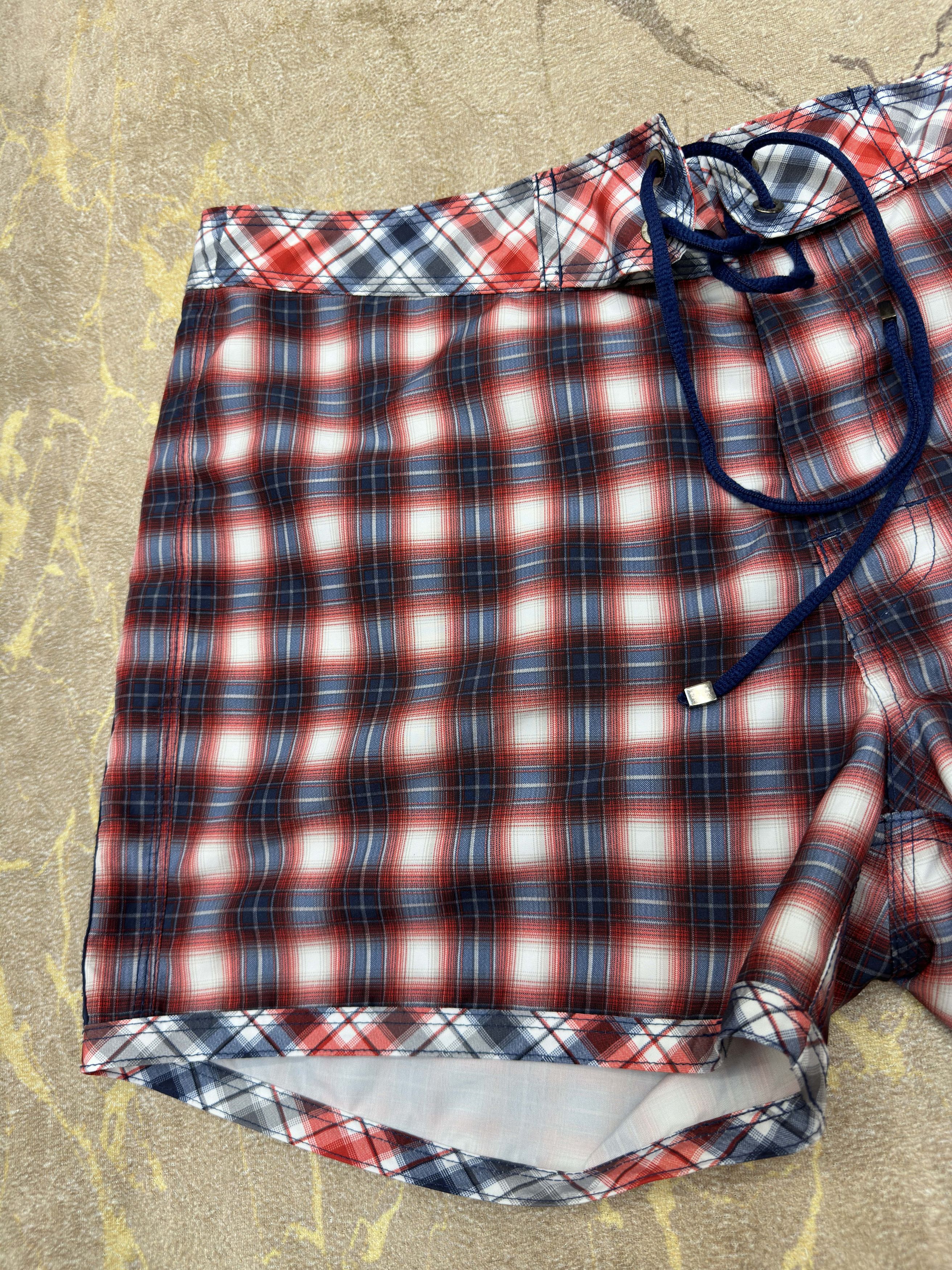 Sundek Limited Sundek 32 Neil Barret BeachShorts Trunks Size 32 S M Size US 32 / EU 48 - 16 Thumbnail