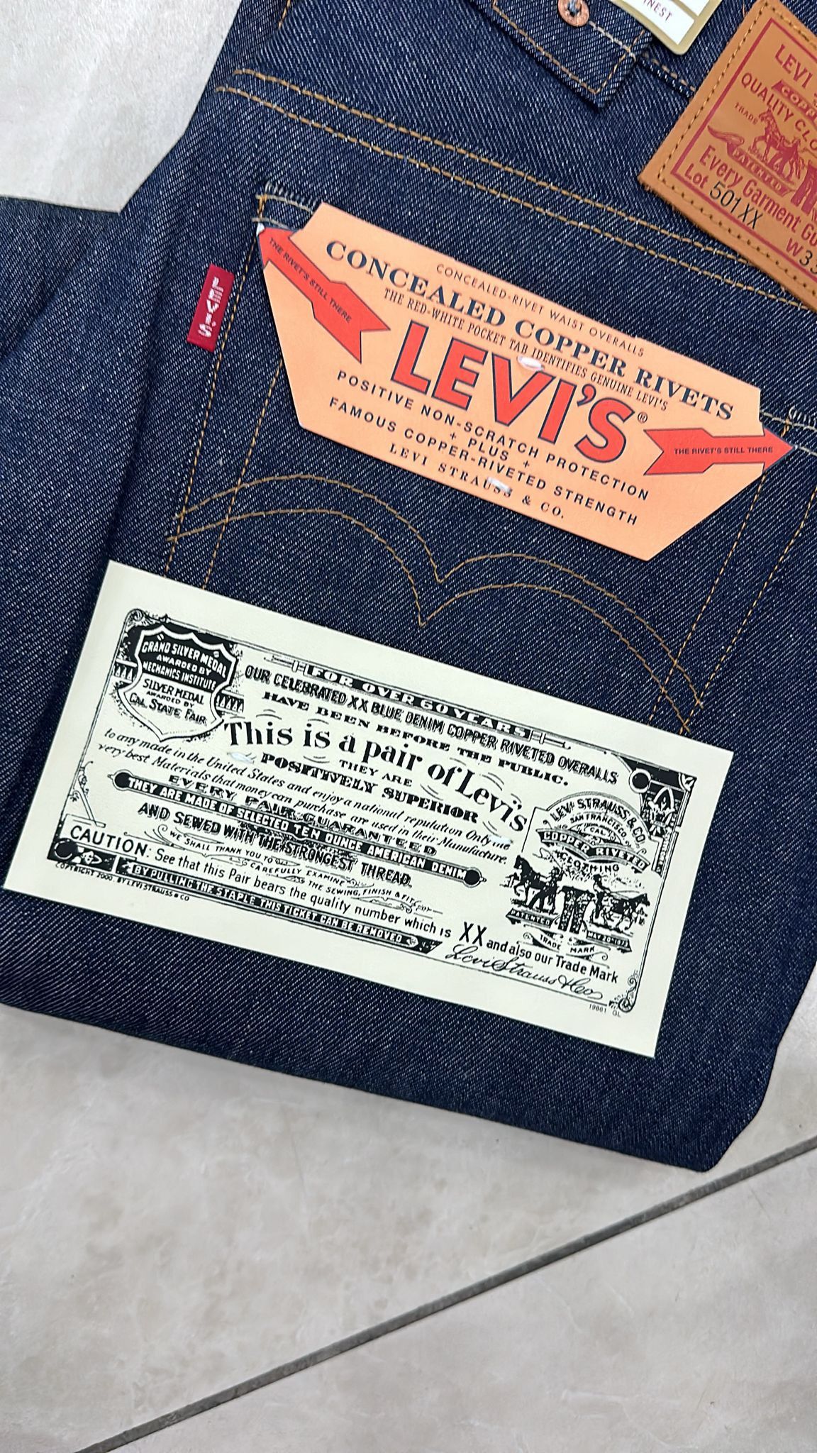 Levi's Vintage Clothing LVC Levi's Vintage Clothing 1937 501XX BigE Selvedge Jeans Size US 33 - 7 Thumbnail