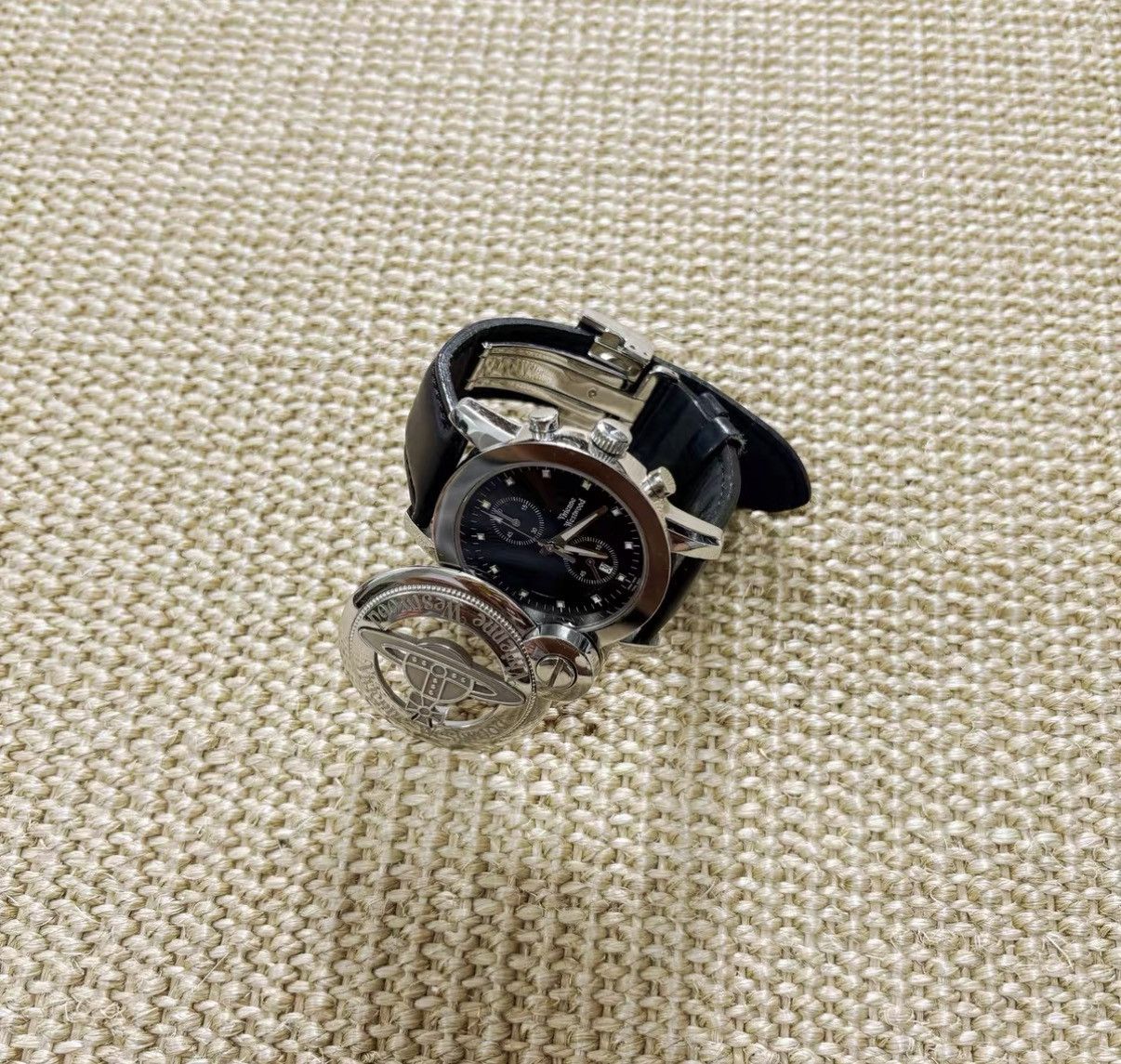 Vivienne Westwood Vivienne Westwood Sliding Saturn Black & Silver Watch J29 Size ONE SIZE - 2 Thumbnail