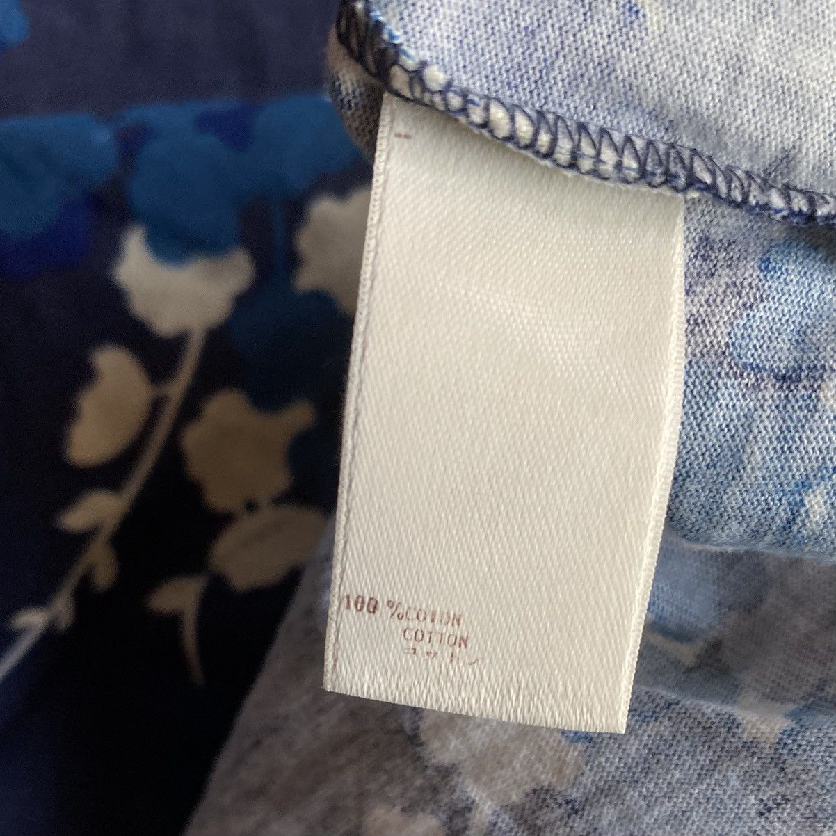 Louis Vuitton SS07 Floral L/S Size US L / EU 52-54 / 3 - 7 Thumbnail