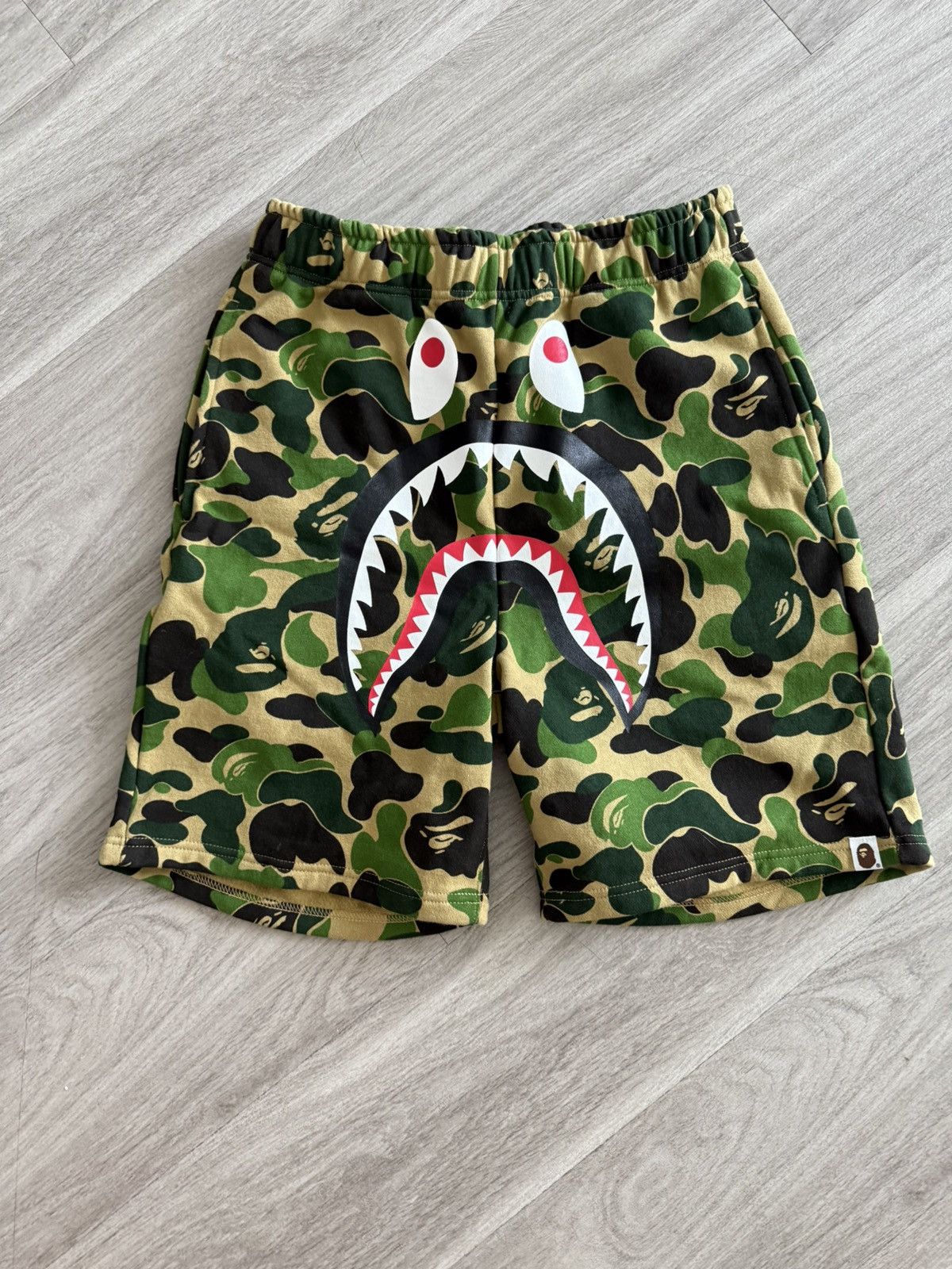 Bape Bape Green ABC camo shark shorts Size US 30 / EU 46 - 1 Thumbnail