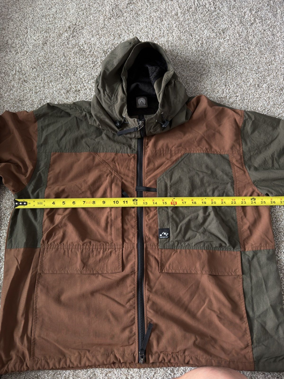 18 East Lookout Hooded Shell in Brown, Men's (Size M) — image 6 of 6