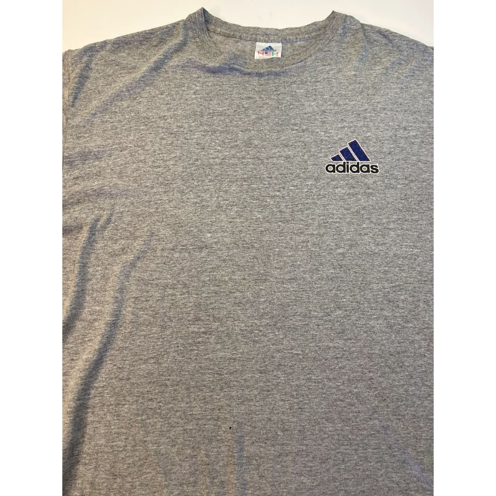 Adidas VINTAGE Adidas Yeezy Graphic T-Shirt Men's Large Gray Crew Neck 90s USA Made Size US L / EU 52-54 / 3 - 4 Thumbnail