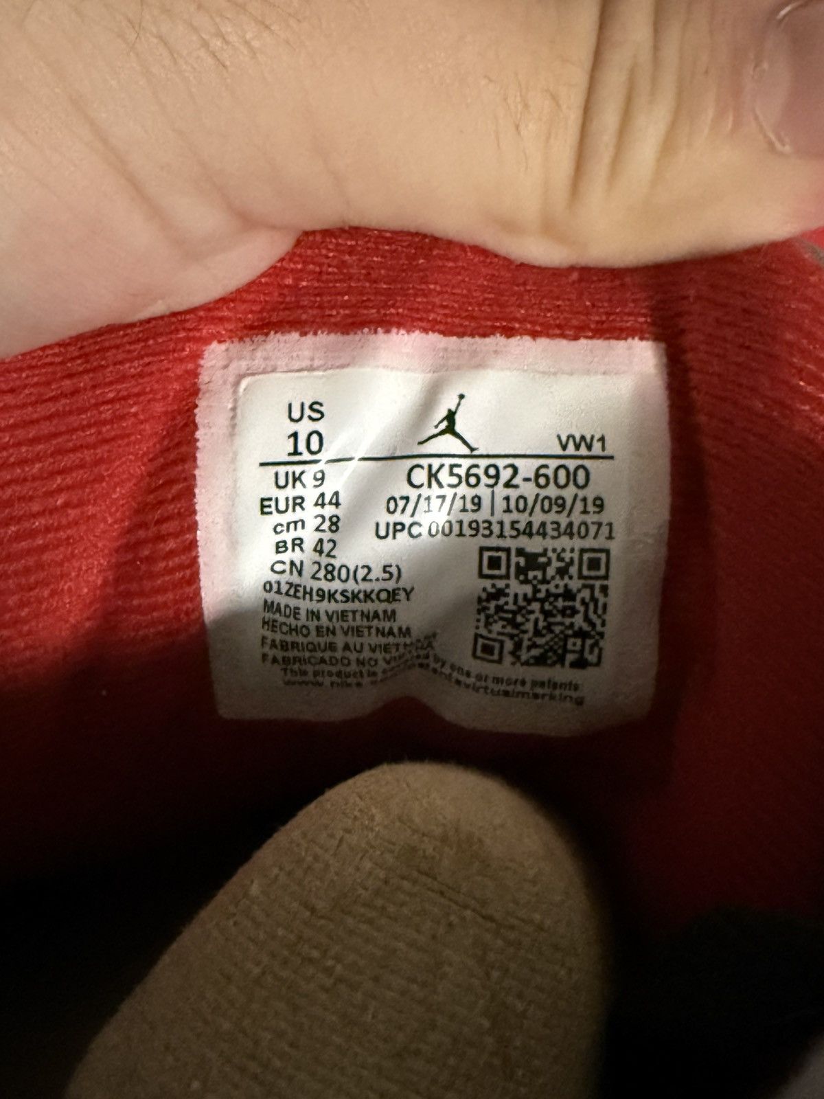 Jordan Brand fire red 3 Size US 10 / EU 43 - 7 Thumbnail