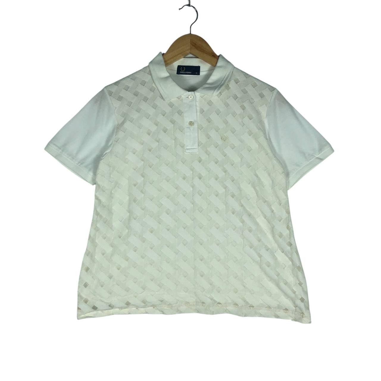 Fred Perry × Vintage Vintage Fred Perry Women T-shirt Size L / US 10 / IT 46 - 1 Thumbnail