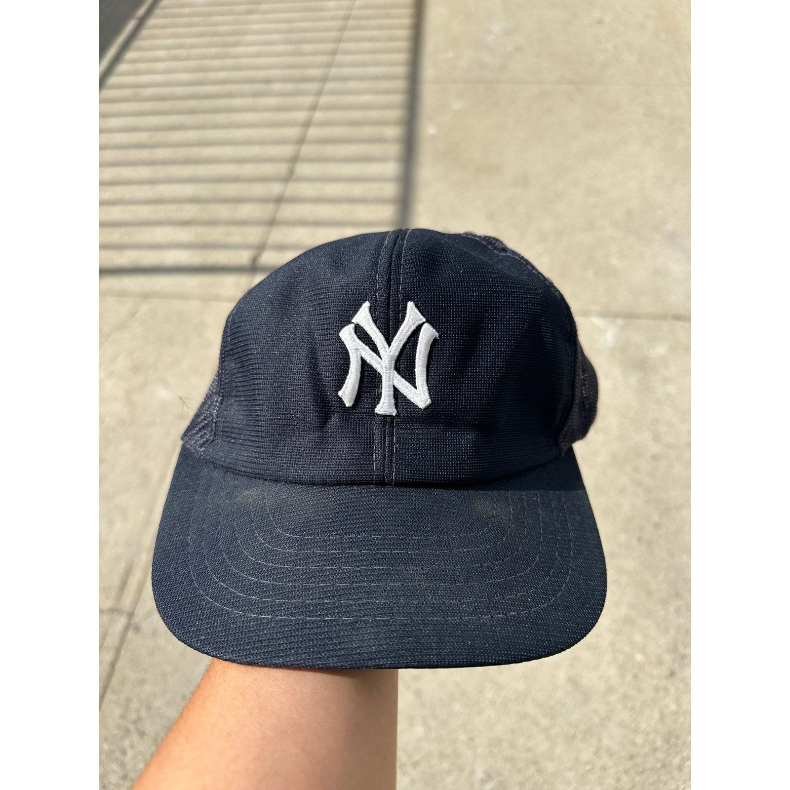 Vintage VTG 80s NYC Hat Size ONE SIZE - 1 Thumbnail