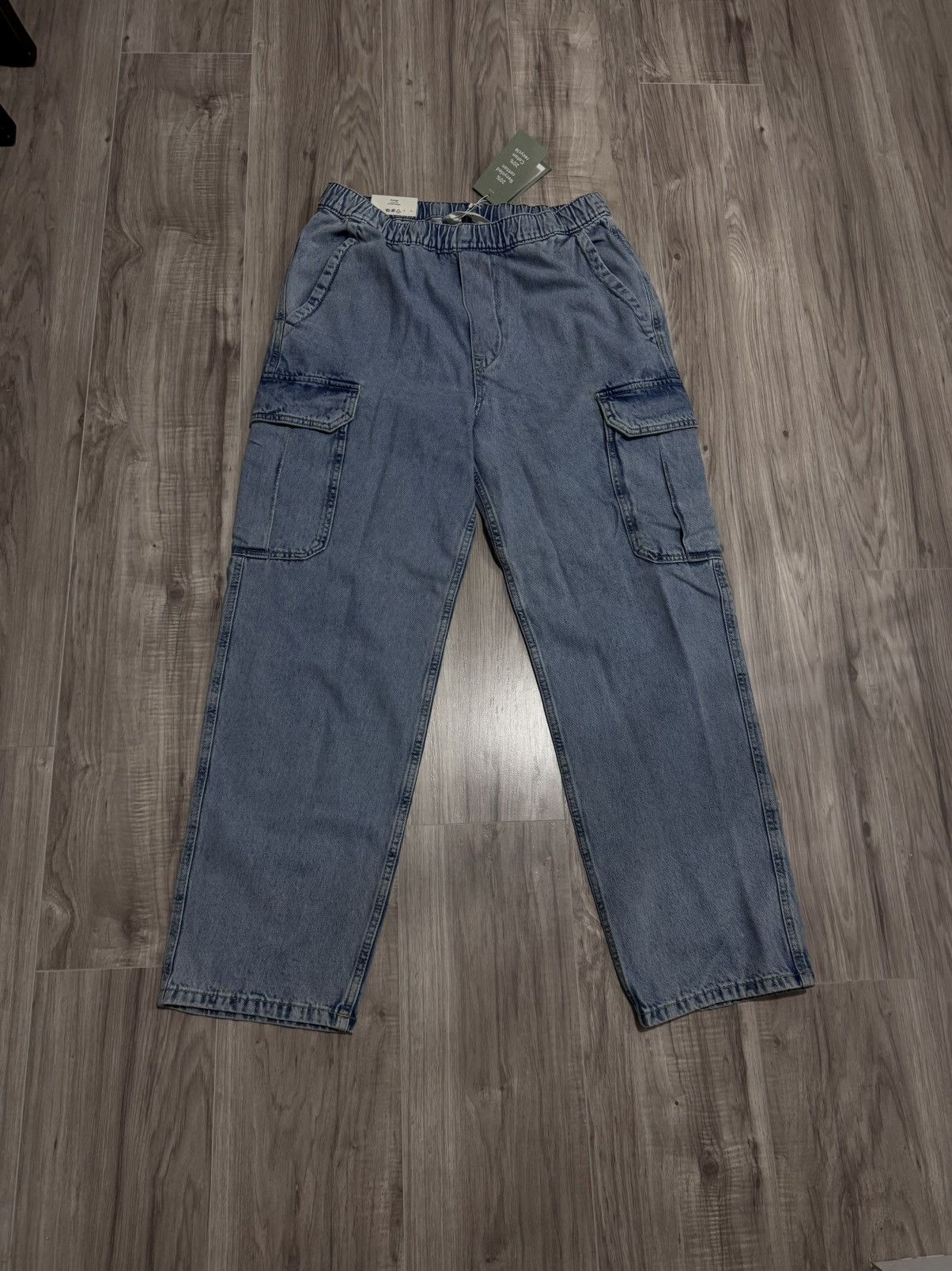 H&M H&M Cargo Jeans - Size 32 Size US 32 / EU 48 - 1 Thumbnail
