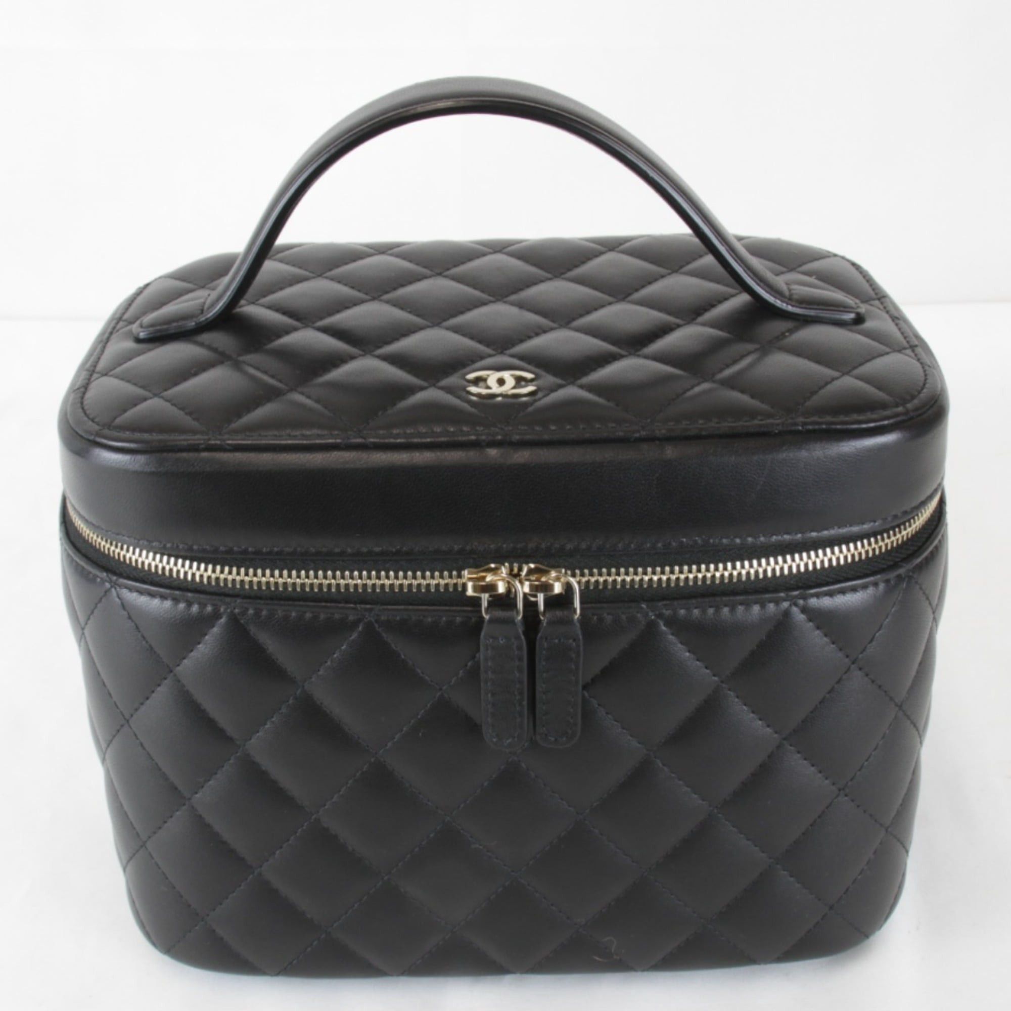 Chanel CHANEL Matelassé Vanity Bag, Lambskin, Black, Women's Size ONE SIZE - 1 Thumbnail