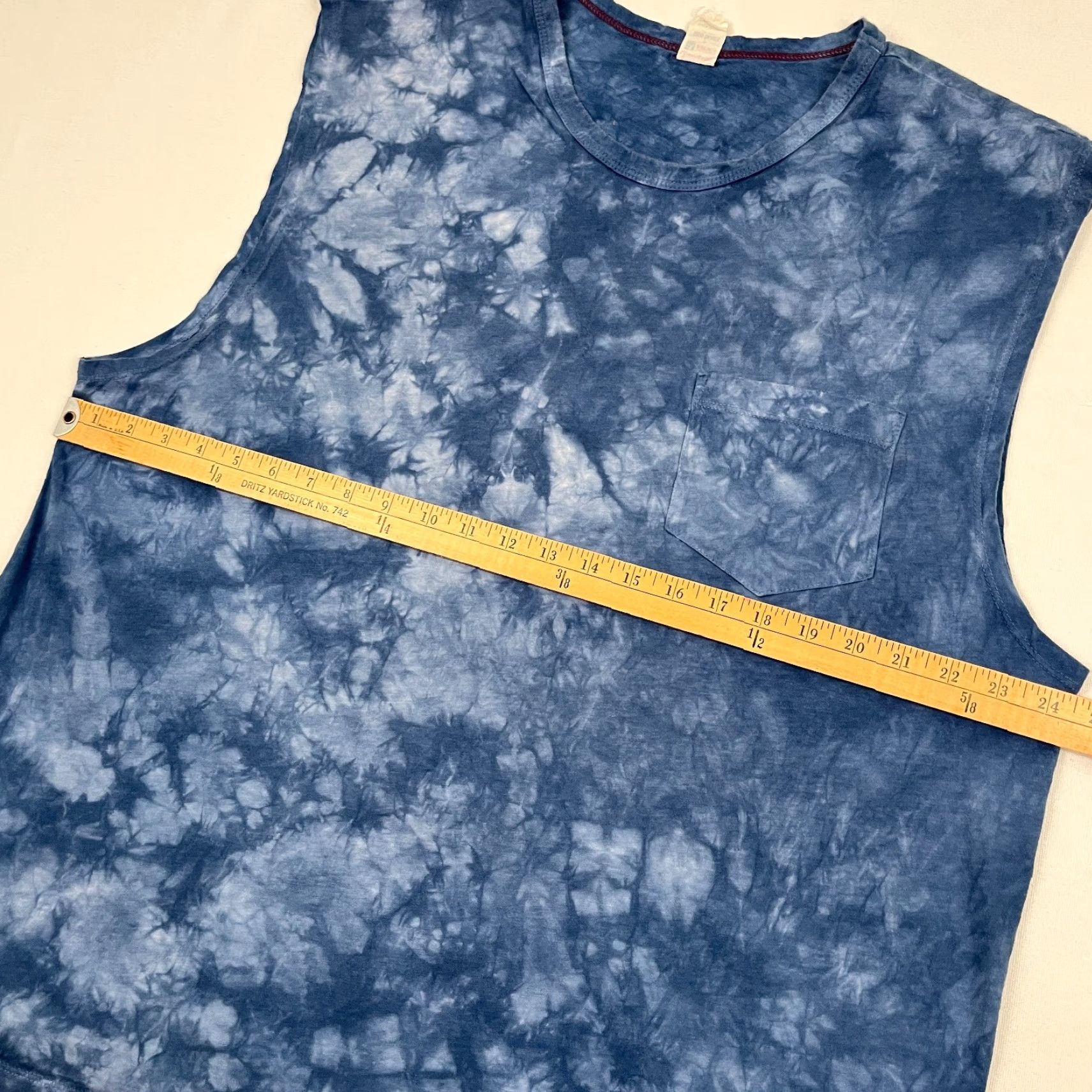 Champion Champion Todd Snyder Tank Top Shirt Mens 2XL Blue Tie Dye Active Workout Slim Fit Regular Graphic? No Size US XXL / EU 58 / 5 - 5 Thumbnail