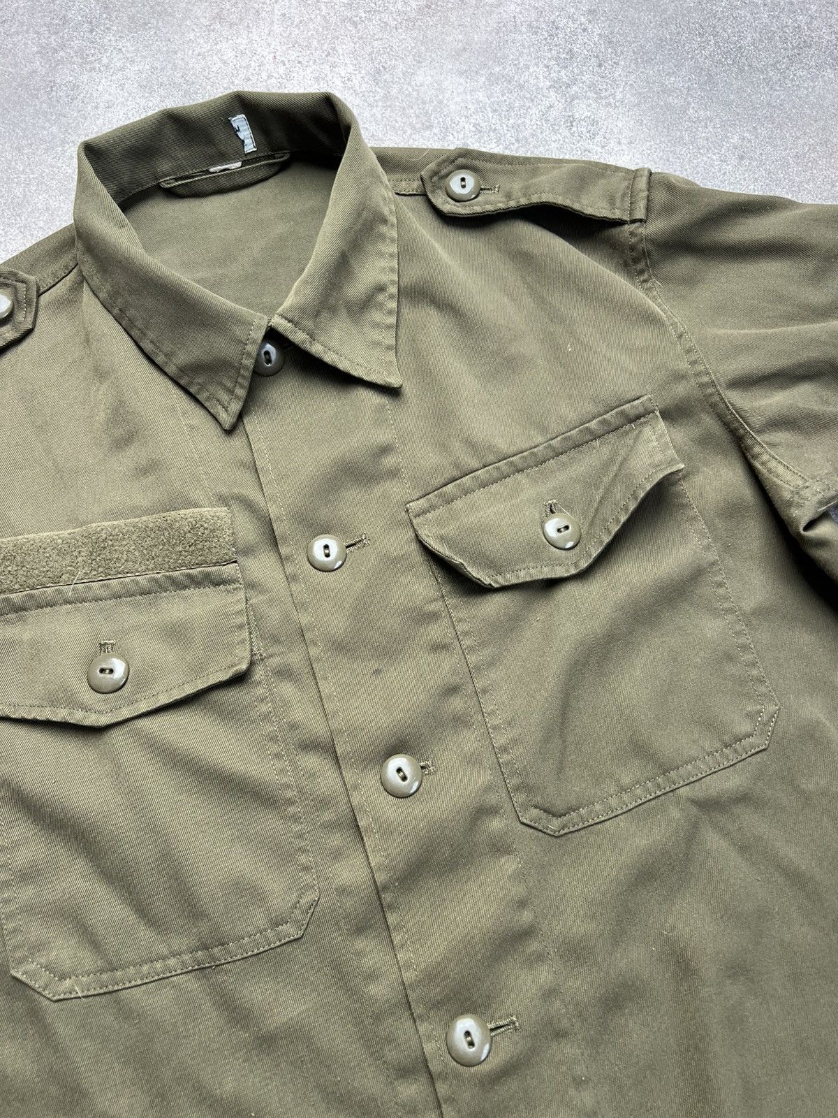 Vintage Vintage military cotton shirt Size US L / EU 52-54 / 3 - 5 Thumbnail