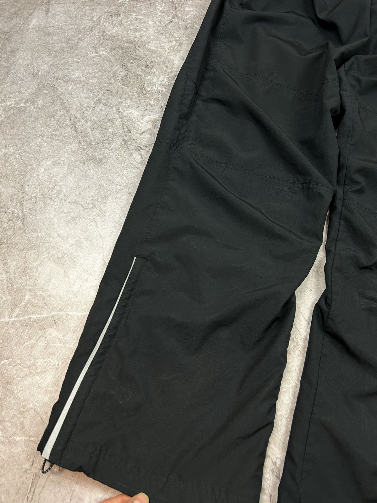 Nike Nike AIR vintage track pants XL black joggers Y2K Gorpcore Size US 34 / EU 50 - 5 Thumbnail