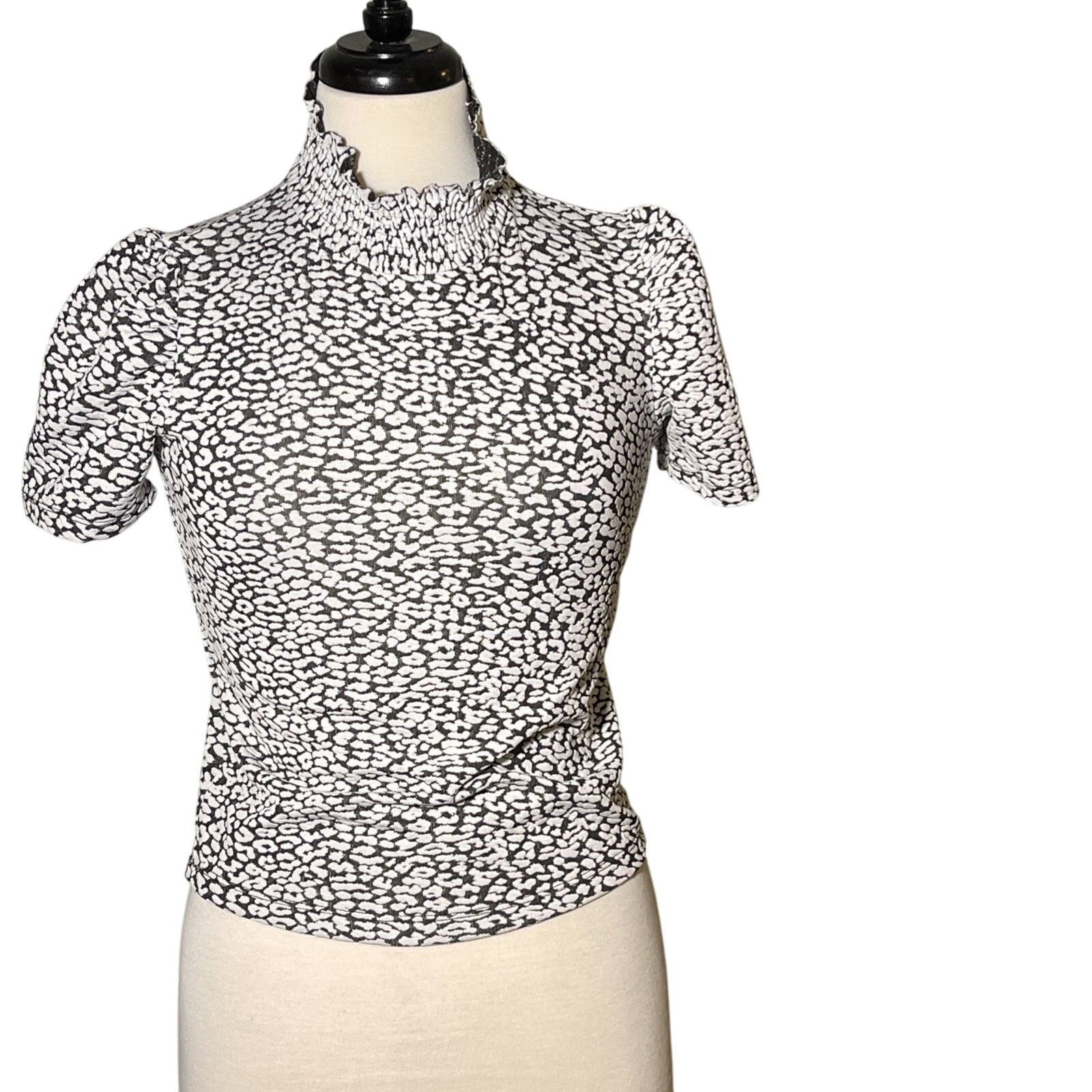 Zara ZARA Animal Printed Short Sleeve Top -Size SMALL S Size S / US 4 / IT 40 - 1 Thumbnail