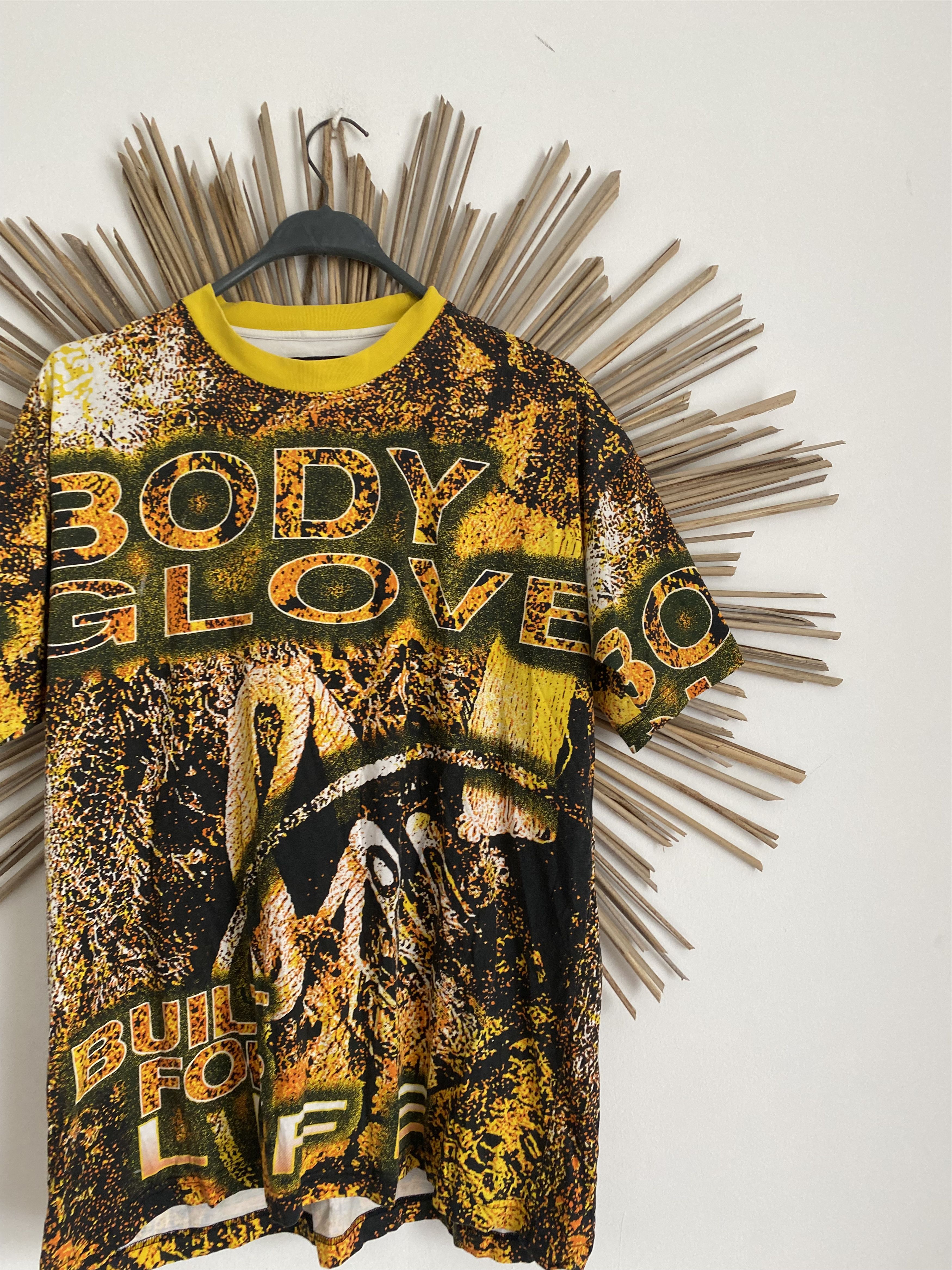 Body Glove Body glove vintage all over print aop oversized t-shirt Size US M / EU 48-50 / 2 - 3 Thumbnail