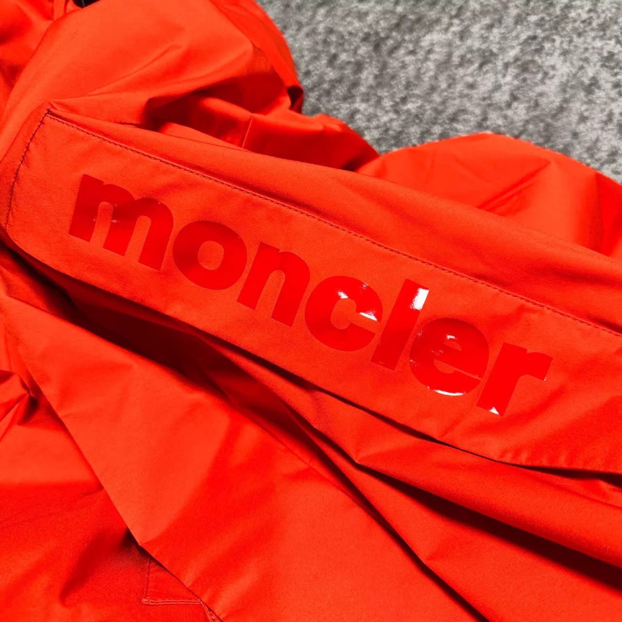 Moncler Moncler Dlliers Waterproof Logo Puffer Jacket Size US M / EU 48-50 / 2 - 5 Thumbnail