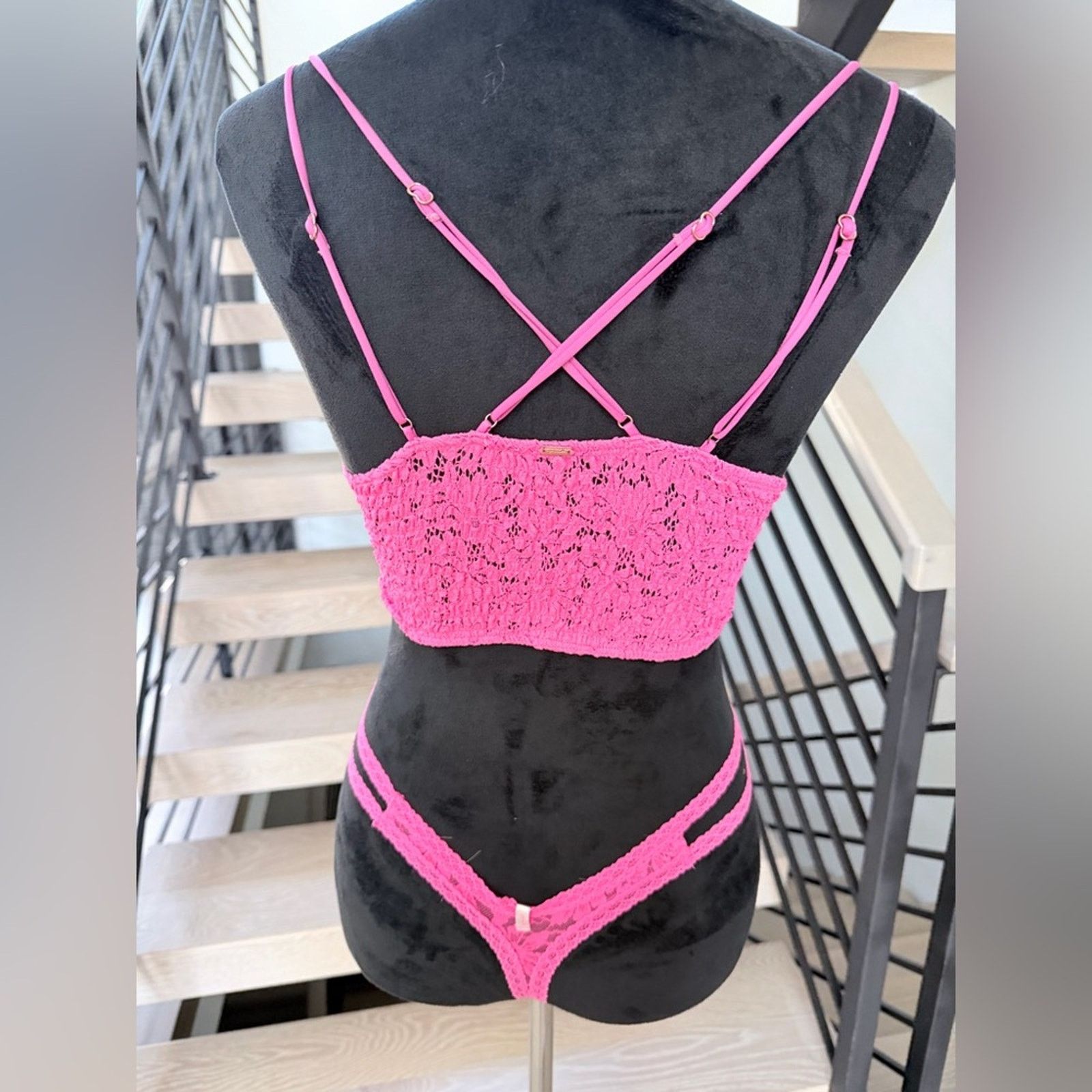 Victoria's Secret Victoria Secret Pink Lace Bralette & Panties Matching Set S Size ONE SIZE - 5 Thumbnail
