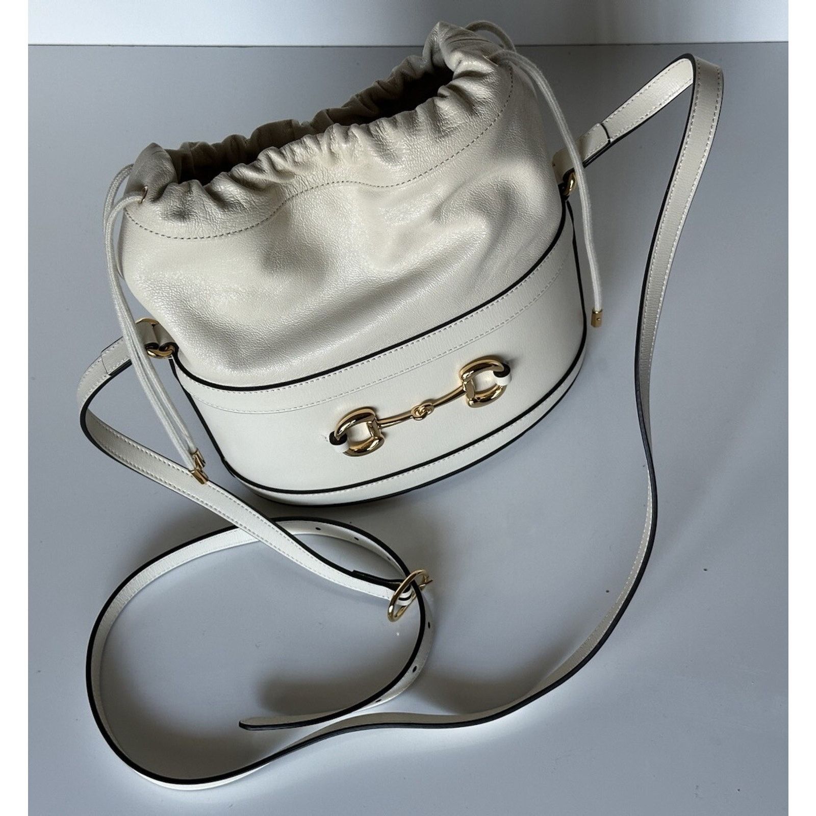 Gucci Gucci Azalea Horsebit Bucket Leather Bag White 602118 Size ONE SIZE - 4 Thumbnail