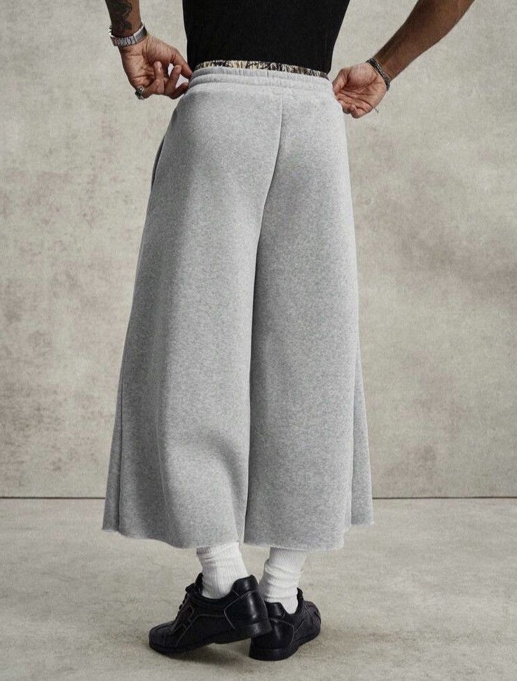 Other Gray Cropped Wide-Leg Sweatpants Size US 28 / EU 44 - 2 Thumbnail