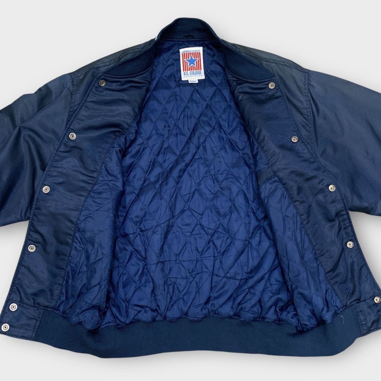 Vintage VINTAGE GEORGETOW HOYAS UNIVERSITY VARSITY JACKET BASKETBALL Size US L / EU 52-54 / 3 - 7 Thumbnail