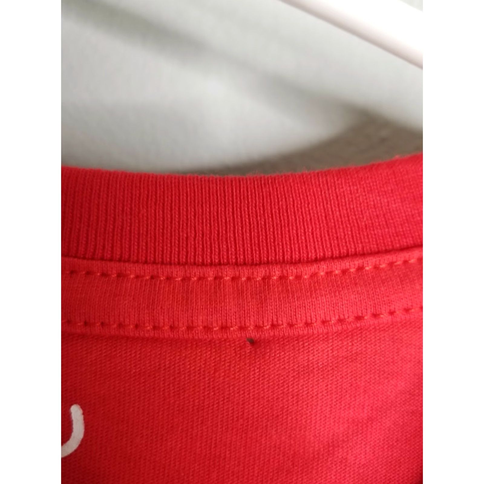 Vintage Rooster Teeth x Ashley Jenkins Womens M V Neck Heart T Shirt - Red, Cotton, Short Sleeve, Mature/Mid, Size M, Logo, RWBY, 2010s, Womens Size M / US 6-8 / IT 42-44 - 4 Thumbnail
