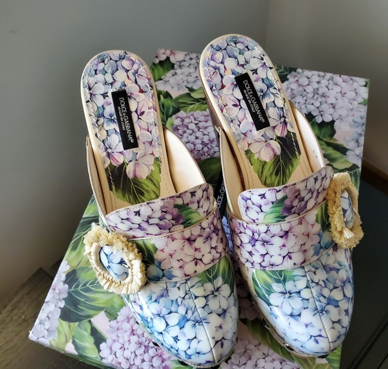 Dolce & Gabbana Dolce & Gabbana Hydrangea Clogs Size US 6 / IT 36 - 1 Thumbnail