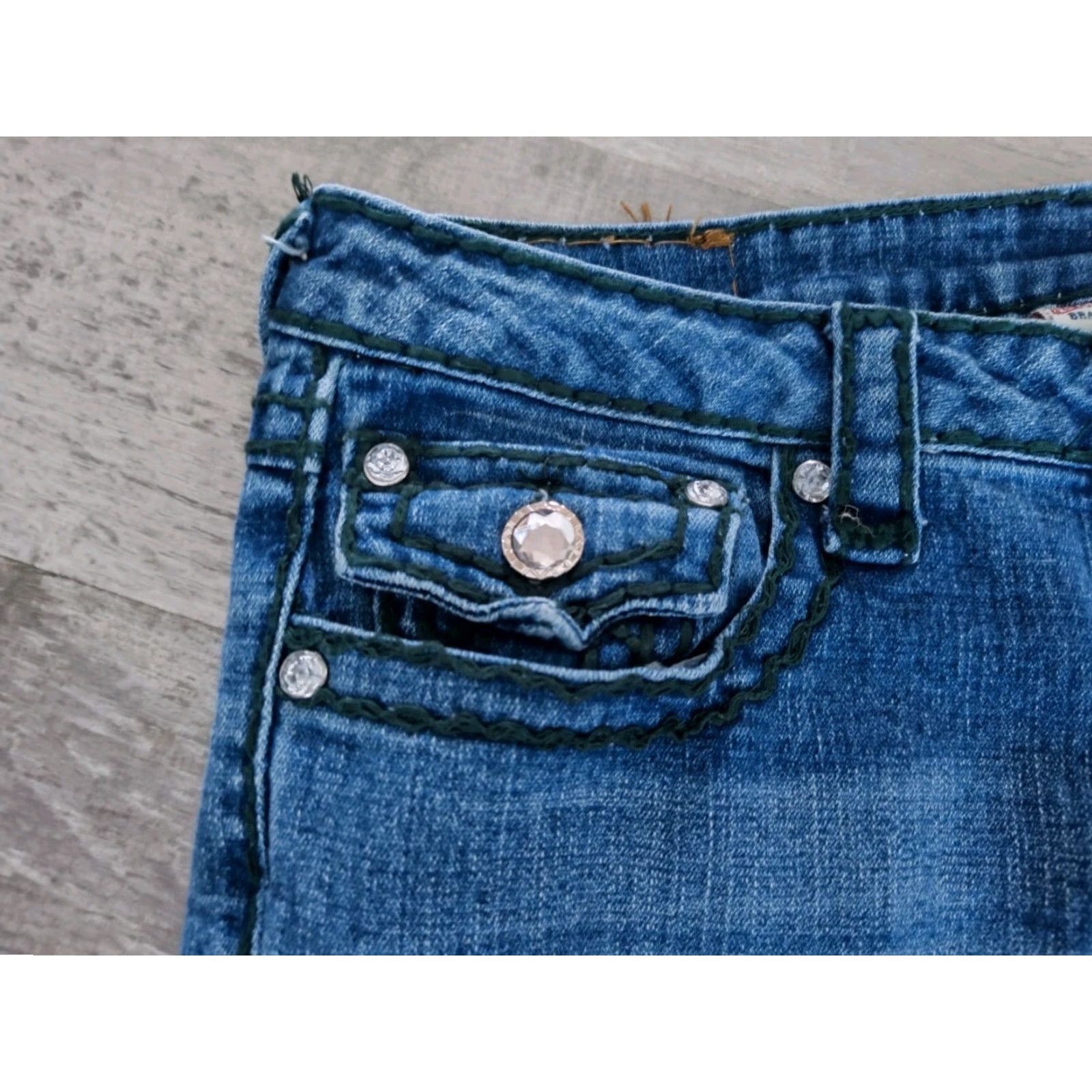 True Religion VINTAGE True Religion Jeans Green Stitch Low Rise Straight Women’s 26 Blue USA Made Size 26" / US 2 / IT 38 - 6 Thumbnail