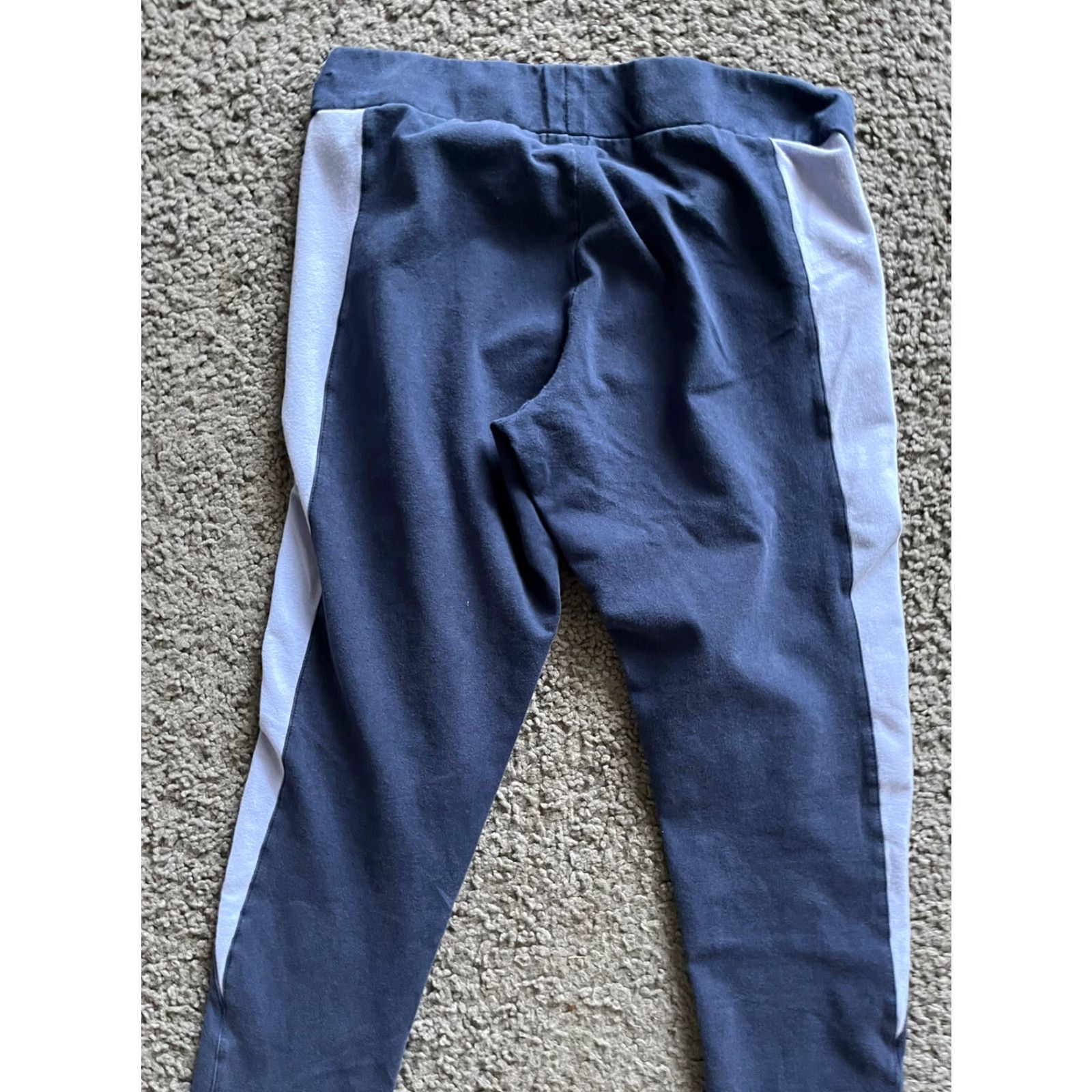 Vintage VINTAGE? No — Aerie Leggings Women M Blue Activewear Leggings Adult Regular Medium Blue Athleisure Comfortable, Lightweight, Solid, 2010s Womens Size 32" / US 10 / IT 46 - 4 Thumbnail