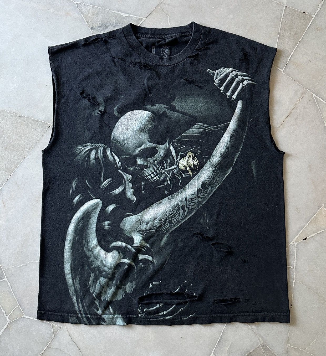 Japanese Brand OG ABEL SKULLS ART THRASHED TOP TANK SHIRT Size US XL / EU 56 / 4 - 1 Thumbnail