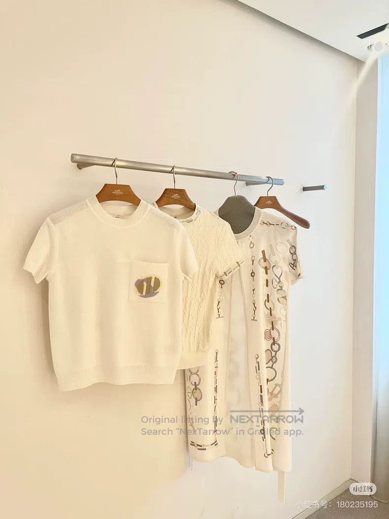 Hermes Ivory Chain Pattern Cashmere and Silk Blend Short S