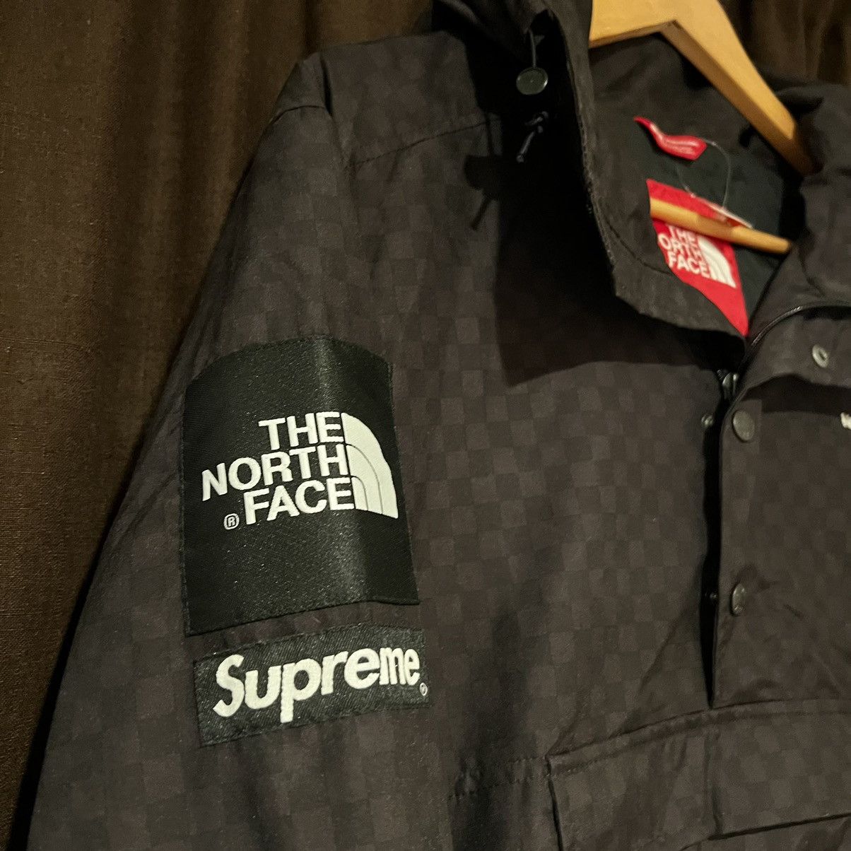Supreme × The North Face Supreme x The North Face 2011 Checkered Pullover Jacket Size US XL / EU 56 / 4 - 3 Thumbnail