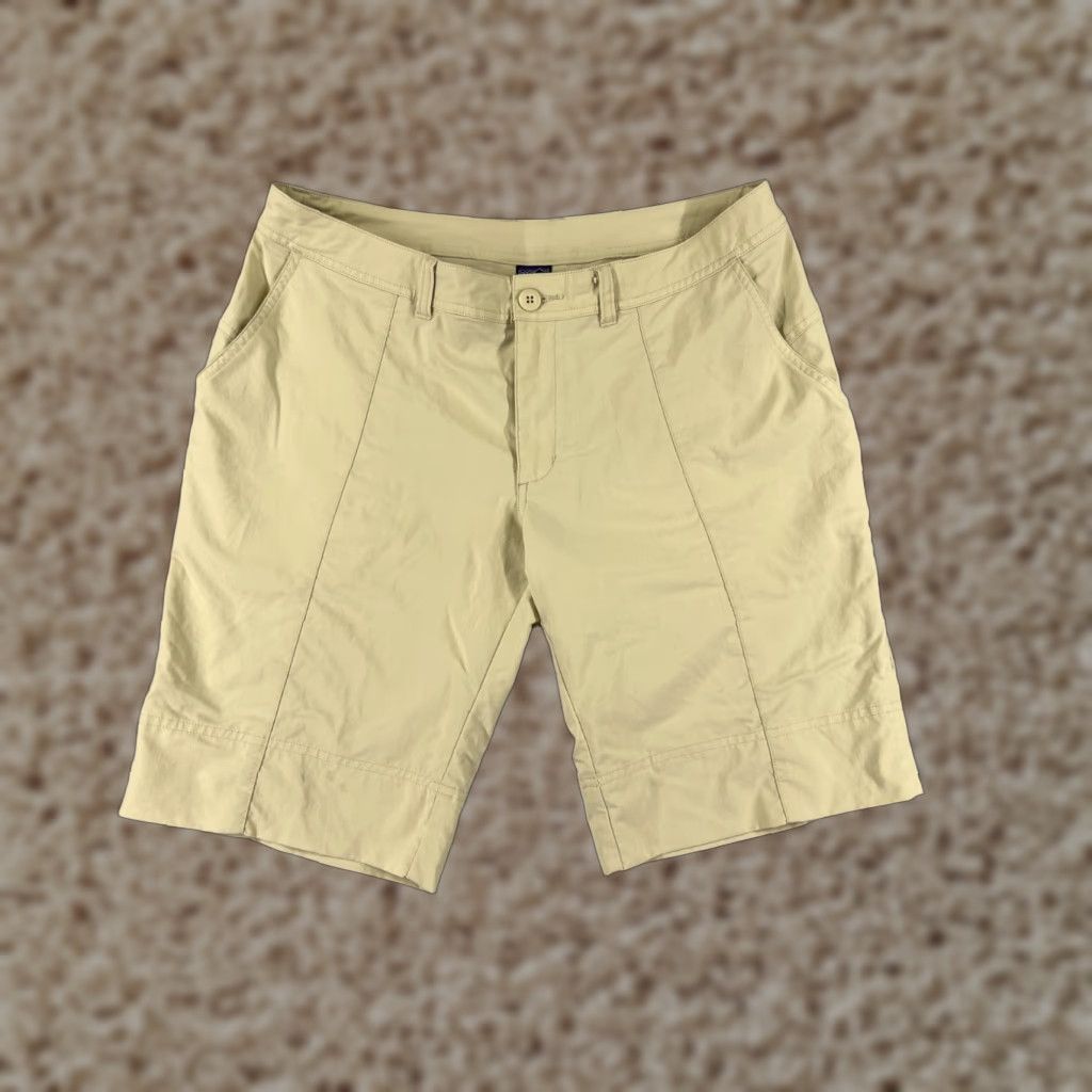 Patagonia Patagonia Shorts Womens 10 Yellow Nylon Chino Golf Pockets 31x11 Vintage No Size 32" / US 10 / IT 46 - 1 Thumbnail