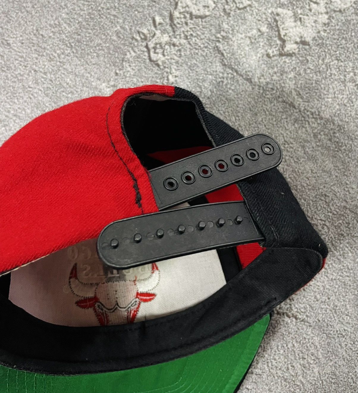 Starter Vintage 90’s STARTER Chicago Bulls NBA Wool Cap Snapback Hat Size ONE SIZE - 18 Thumbnail