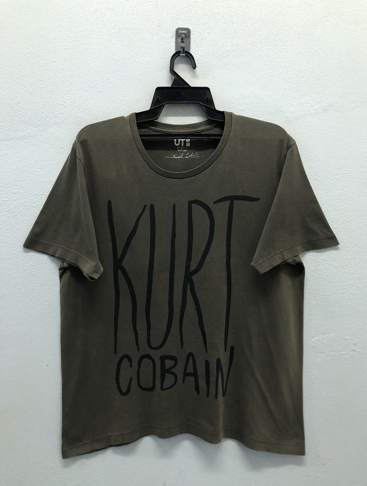 Uniqlo Vintage Uniqlo 2013 The End Of Music Kurt Cobain T-Shirt Size US L / EU 52-54 / 3 - 1 Thumbnail