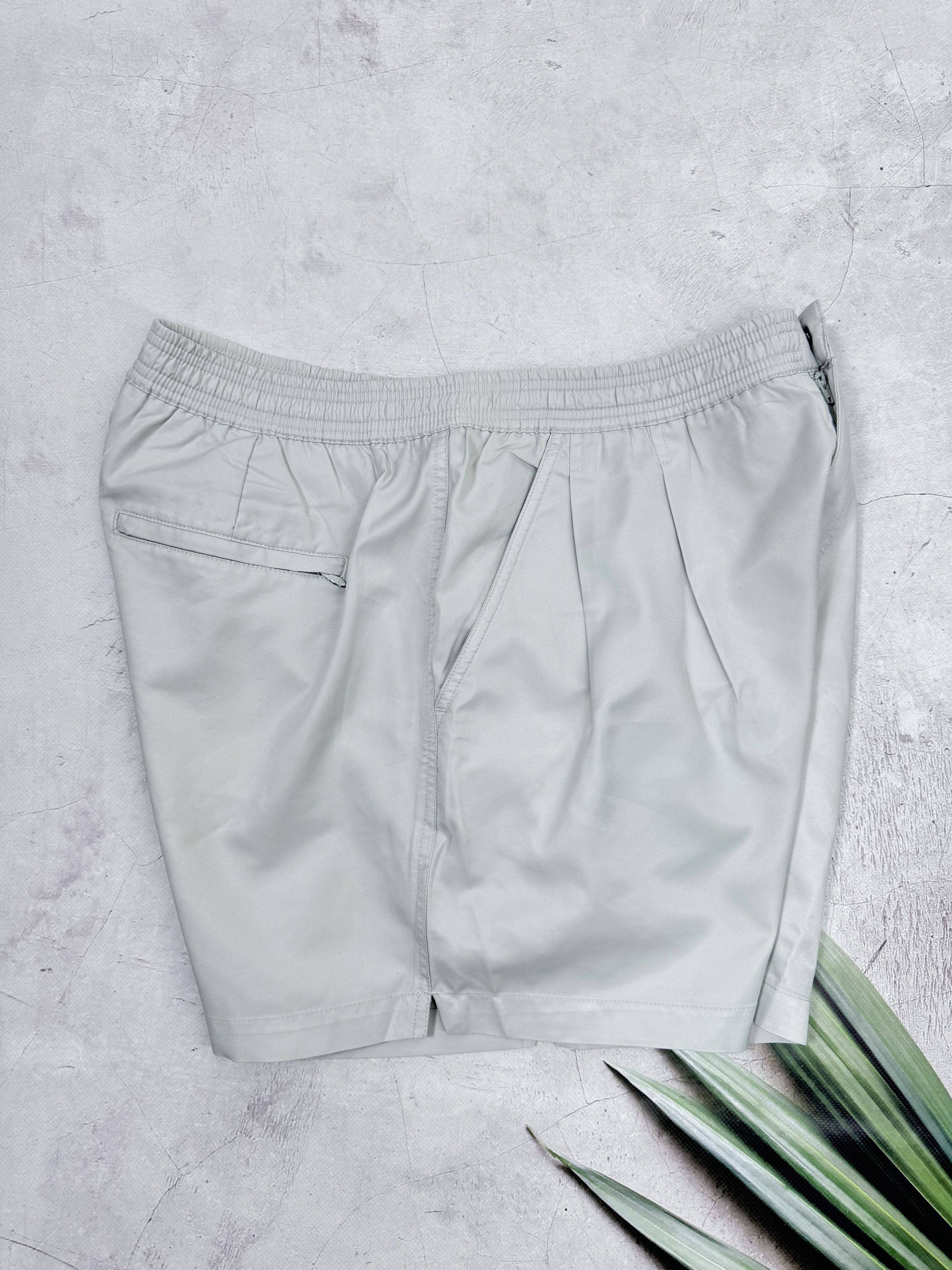Nike × Vintage Vintage Nike Challenge Court Tennis Shorts Size US 36 / EU 52 - 13 Thumbnail
