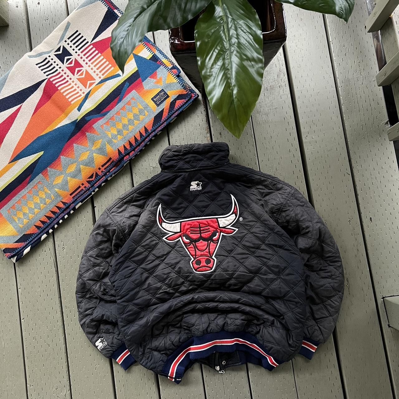 NBA × Starter × Vintage Vintage Chicago Bulls Jacket Mens Starter Size US M / EU 48-50 / 2 - 3 Thumbnail