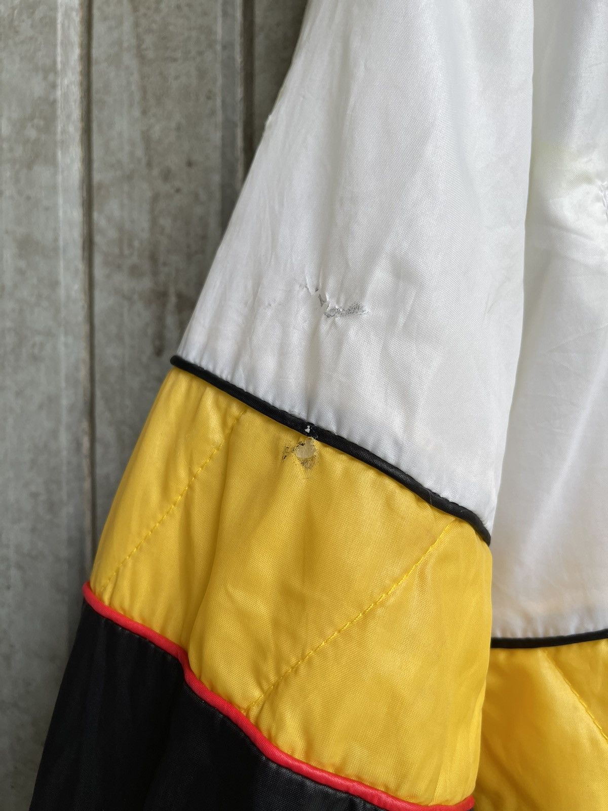 Ferrari Ferrari Style auto racing light jacket Size US L / EU 52-54 / 3 - 6 Thumbnail