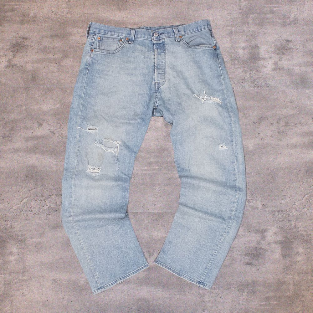 Levi's Levis 501 Straight Legged Distressed Midwash Denim Pant’s Size US 34 / EU 50 - 1 Thumbnail