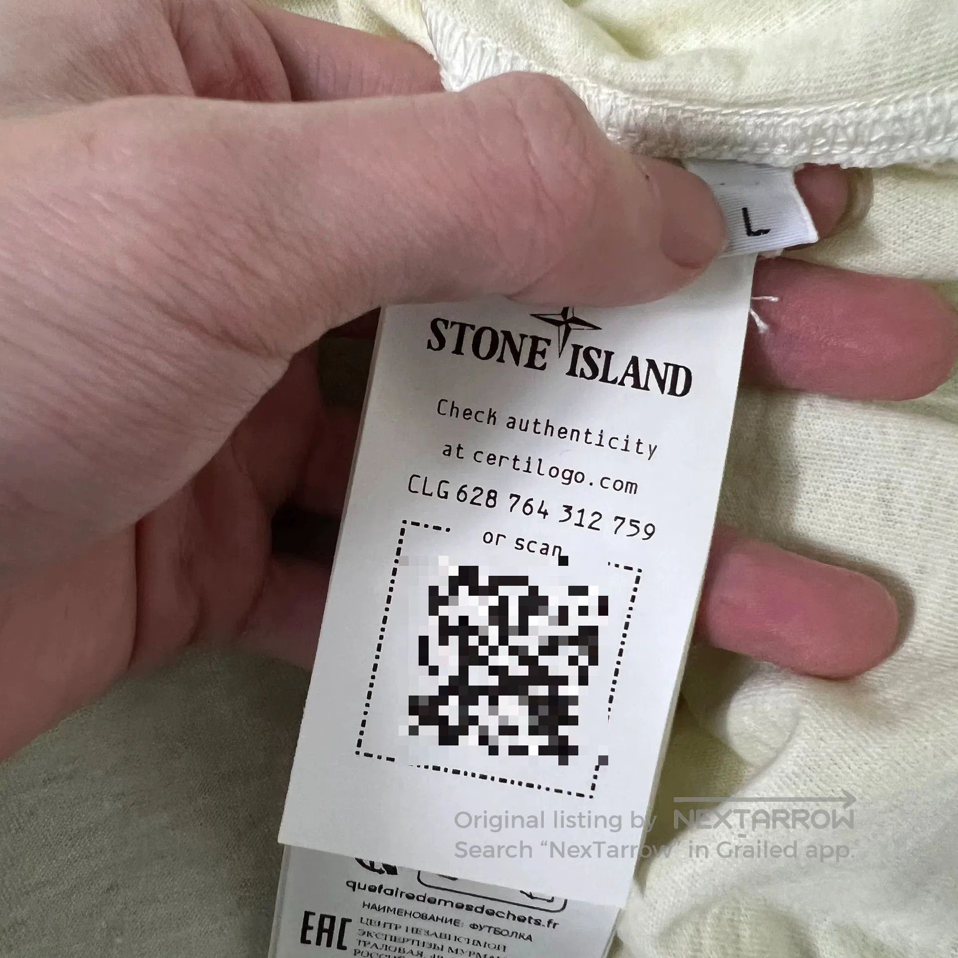 Stone Island Stone Island Short-Sleeve T-Shirt. Size US L / EU 52-54 / 3 - 5 Thumbnail