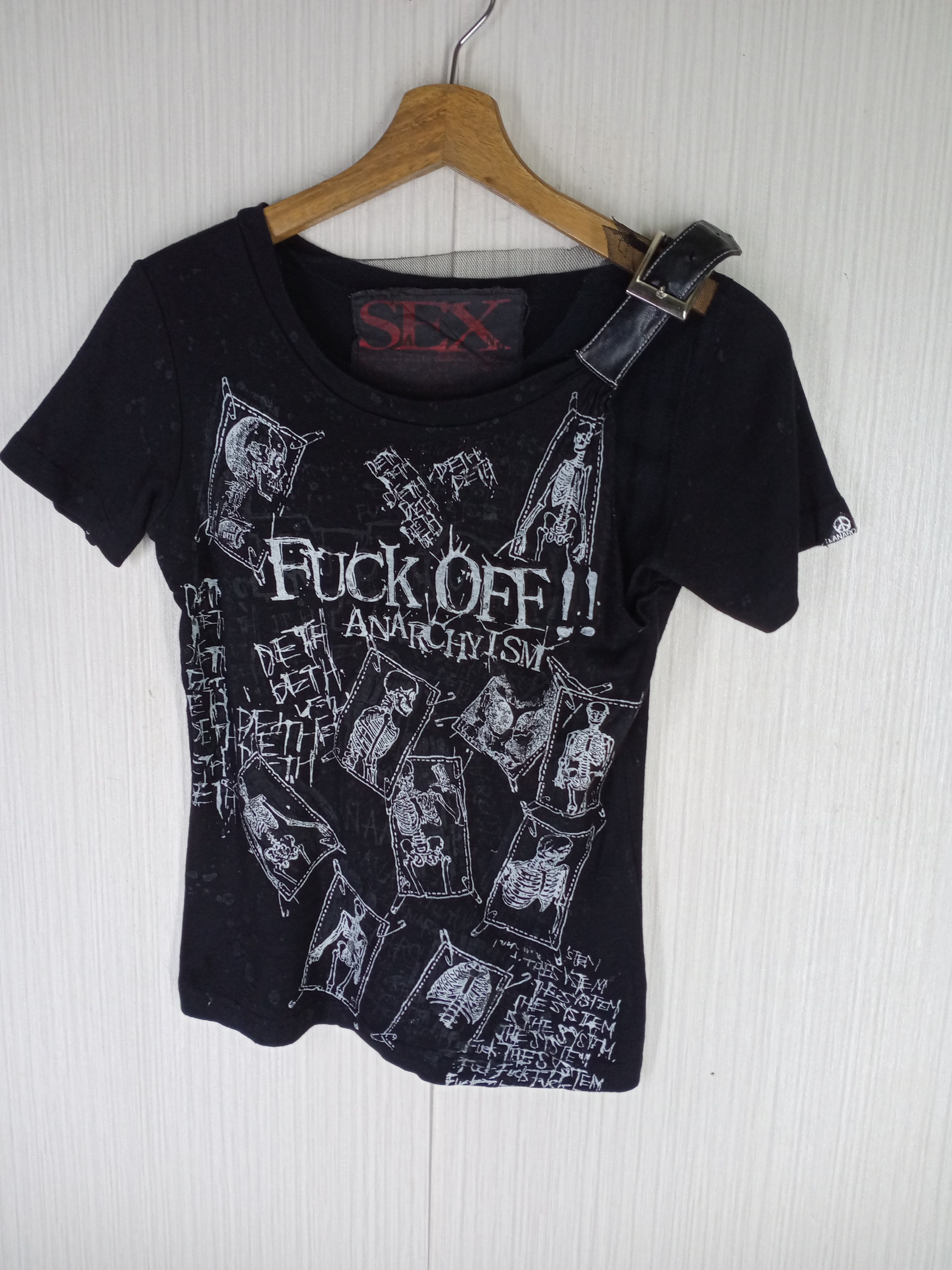 Japanese Brand Rare H. Anarchyism "FUCK OFF!!" Punk Tshirt Size XS / US 0-2 / IT 36-38 - 4 Thumbnail