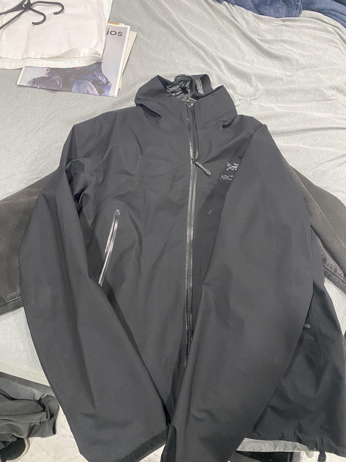 【新品】ARC'TERYX GORE-TEX L Arc'teryx Beta SL Gore-Tex Jacket Green XS Tech Shell Parka