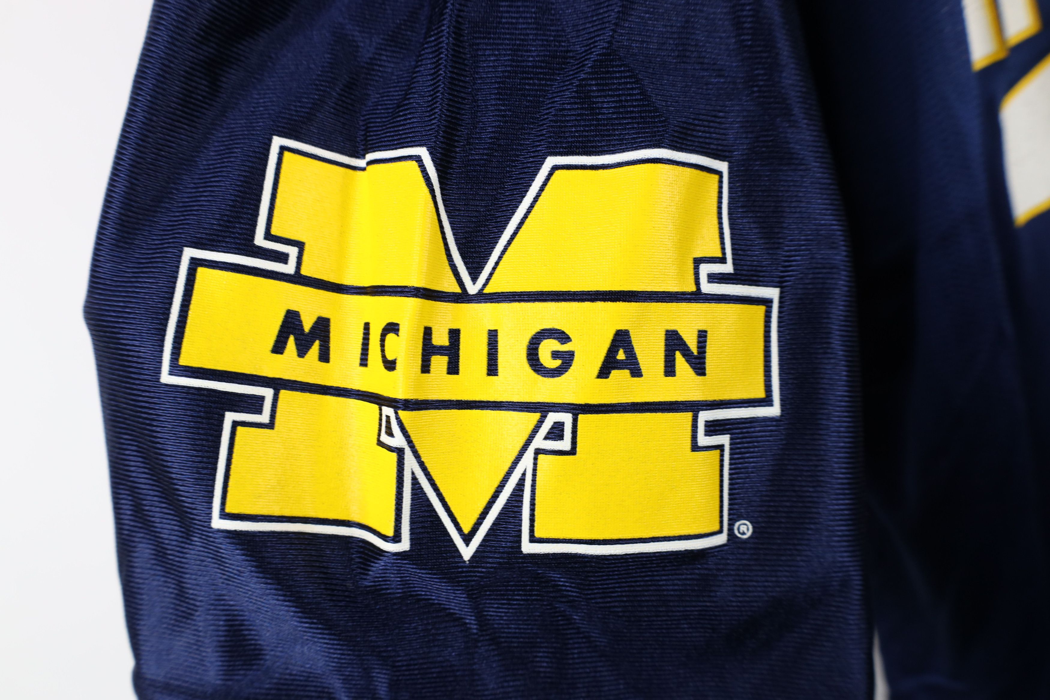 Vintage Vintage 90s University of Michigan Football Jersey Blue USA Size US XXL / EU 58 / 5 - 4 Thumbnail