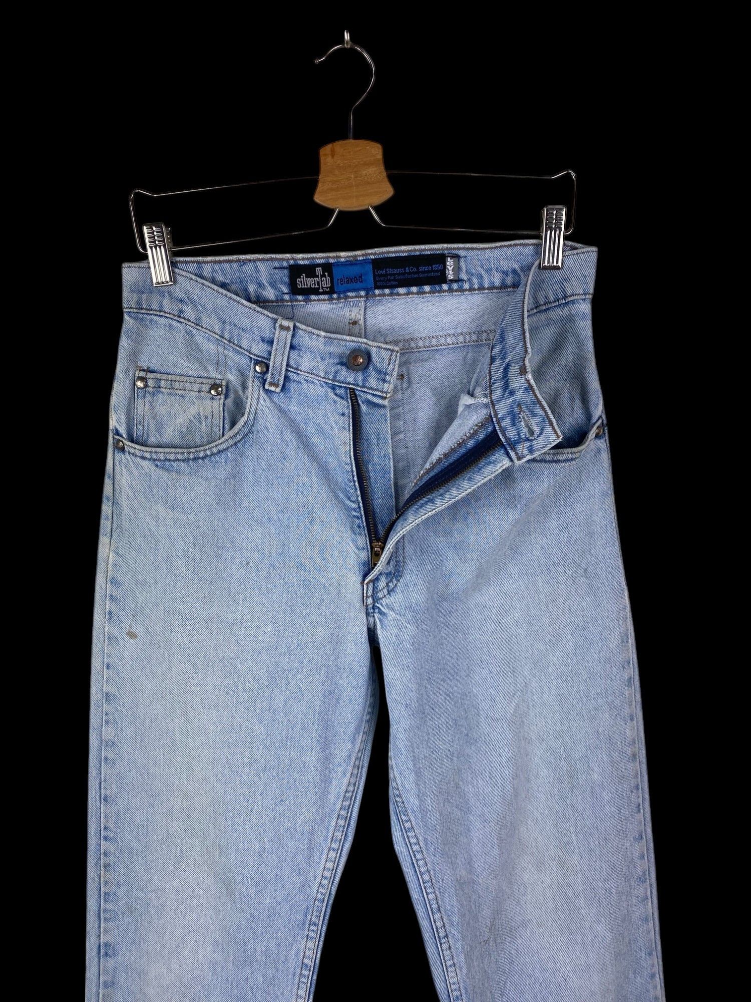 Levi's Vintage Levis Silvertab Relaxed Tapered leg USA 549 buttom Size US 29 - 11 Thumbnail