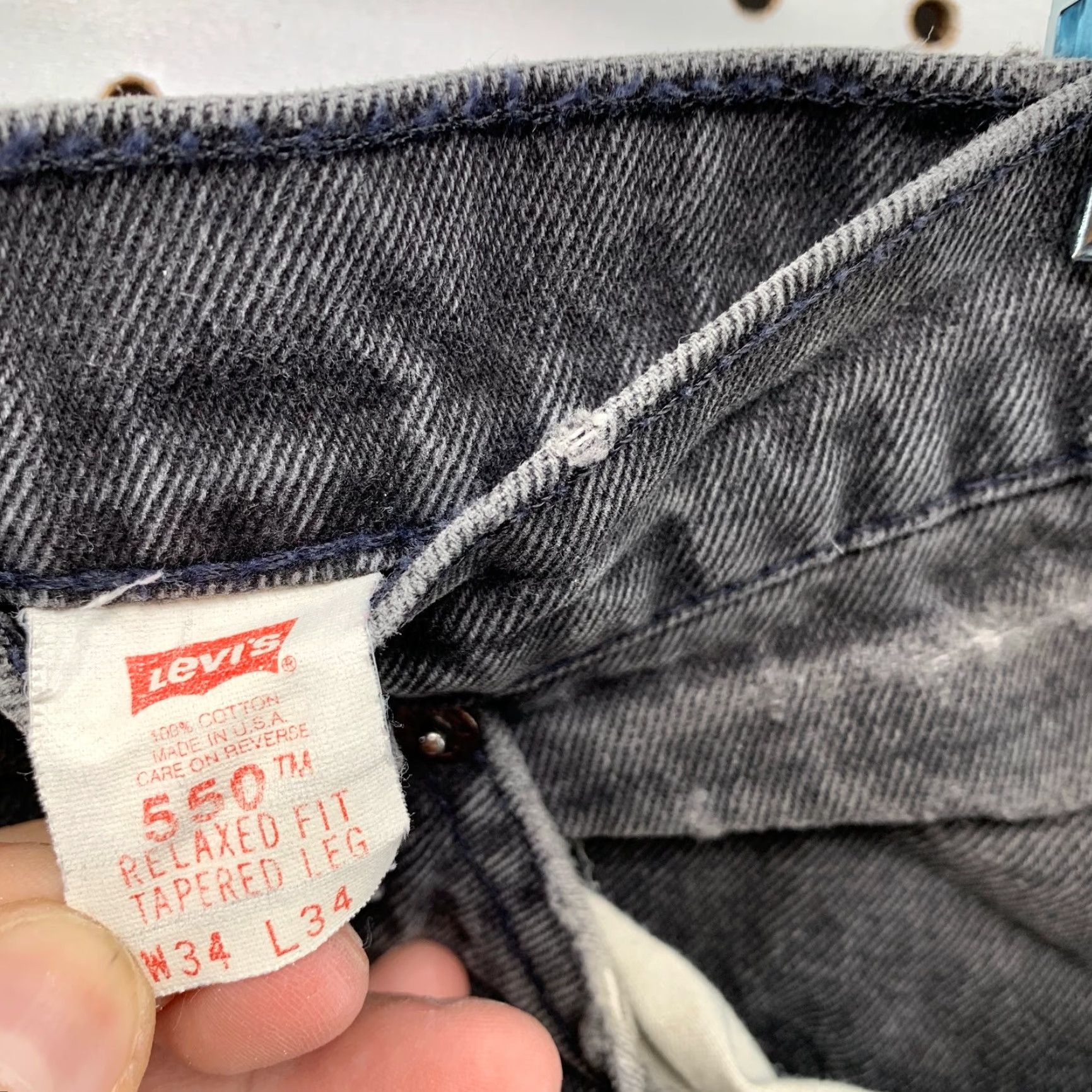 Levi's VINTAGE Levi's 550 Jeans Mens 31x33 Black Denim 90s USA Tapered 5-Pocket Size US 31 - 4 Thumbnail