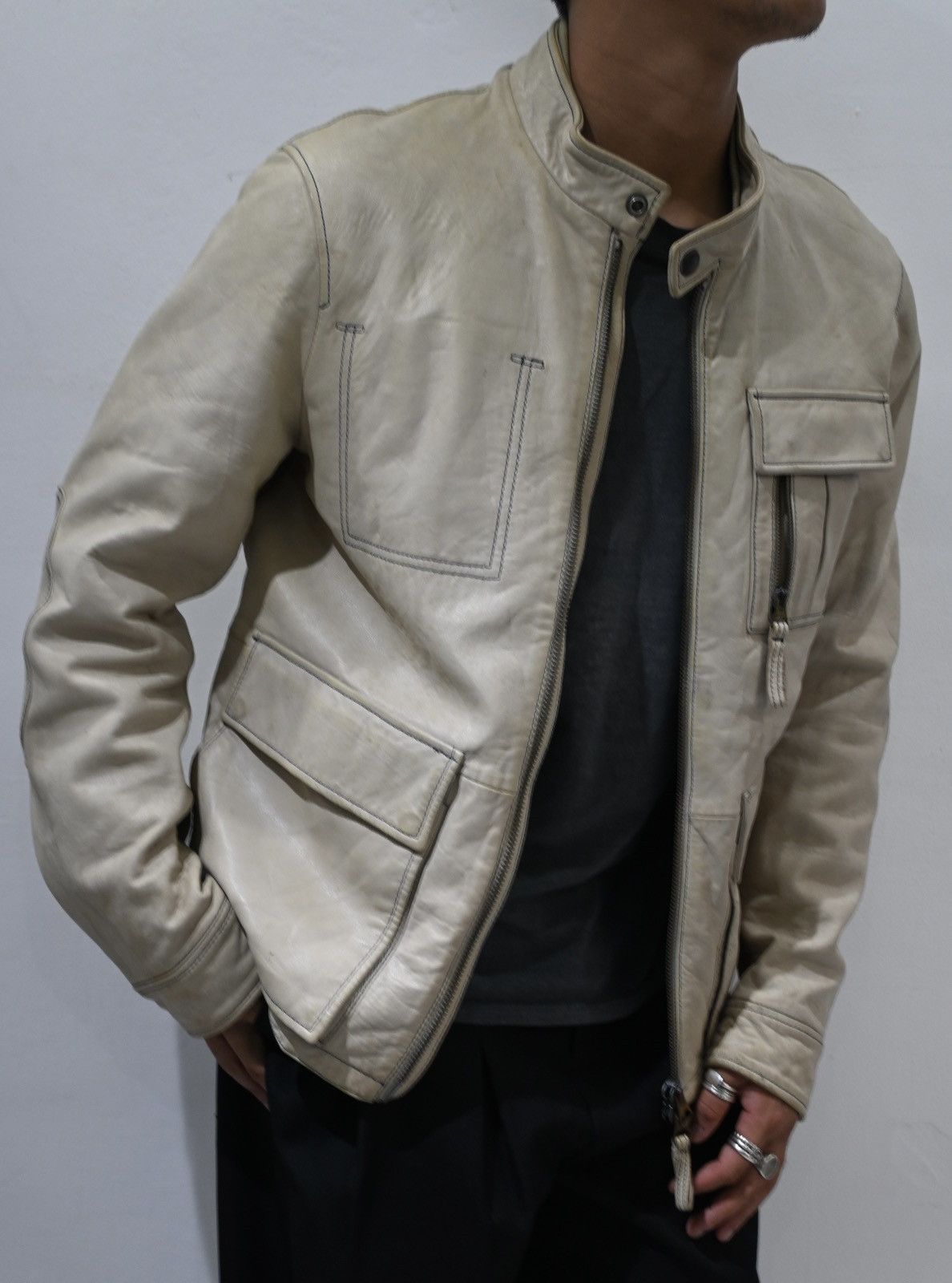 Emporio Armani Emporio Armani 2000’s natural distressed lamb leather jacket Size US M / EU 48-50 / 2 - 3 Thumbnail