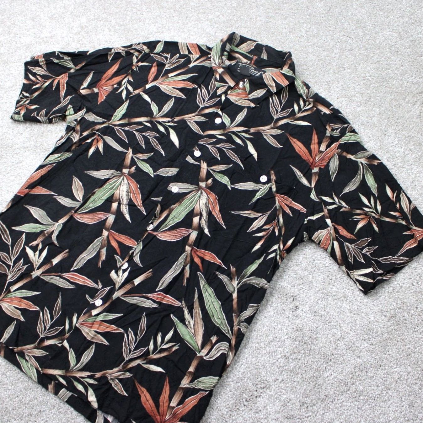 Tori Richard Tori Richard Shirt Mens Medium Black Floral 100% Viscose Short Sleeve Hawaiian Shirt Size US M / EU 48-50 / 2 - 3 Thumbnail