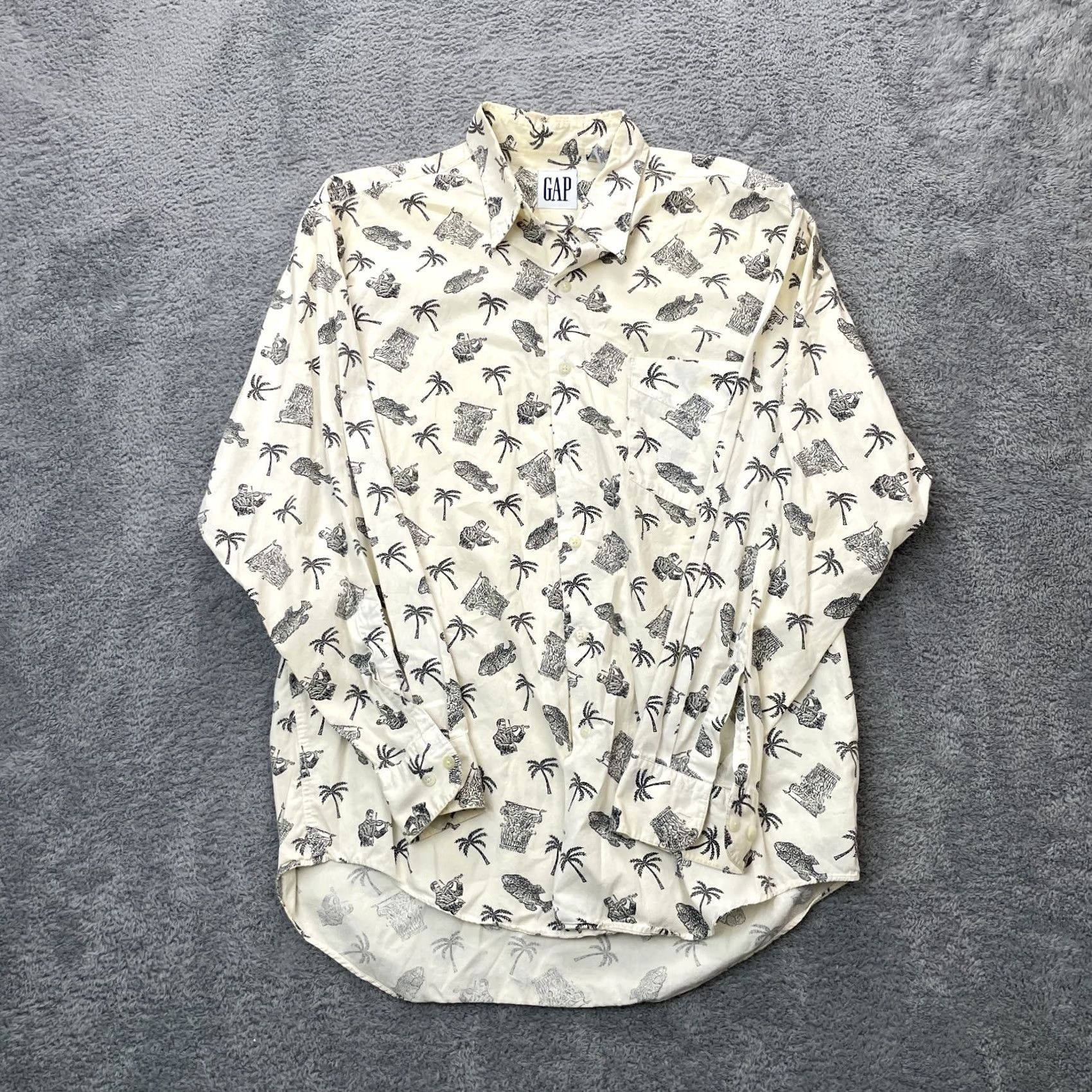 Gap VINTAGE Gap Shirt Mens Medium White Tropical Fish Violin Allover Print Cotton Size US M / EU 48-50 / 2 - 2 Thumbnail