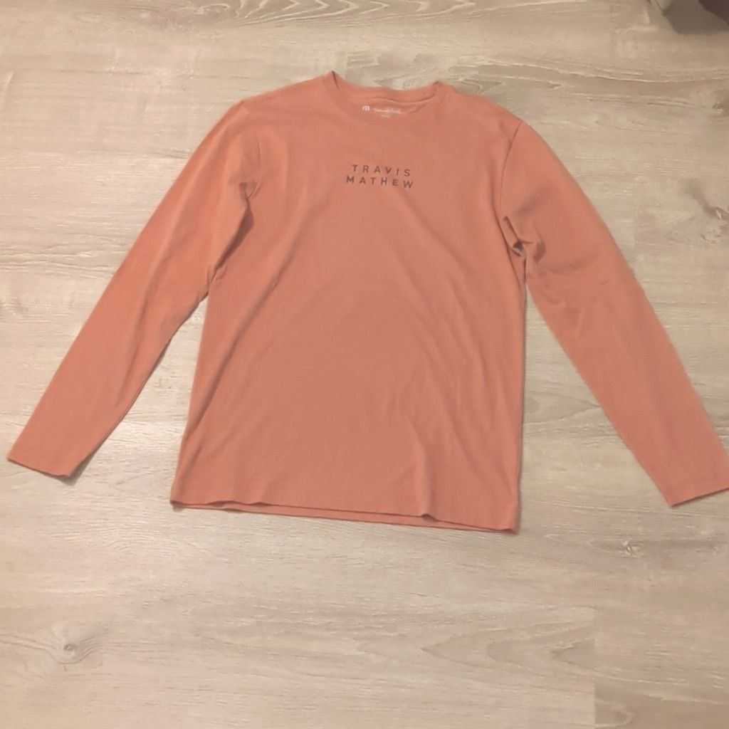 TravisMathew Travis Mathew smoky tase long sleeve top size small Size US S / EU 44-46 / 1 - 1 Thumbnail