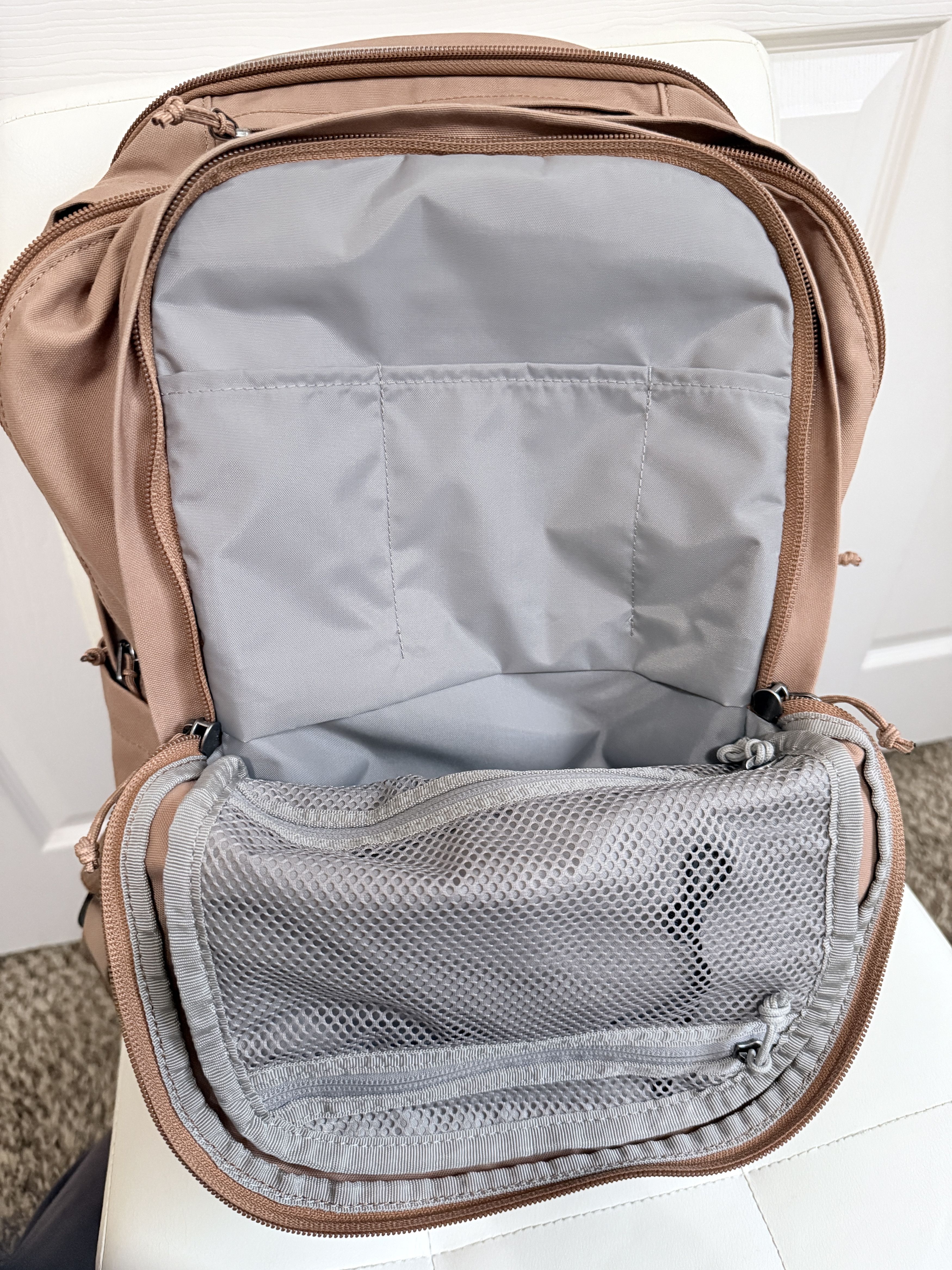 Fjallraven Raven 28L Backpack - Khaki Dust Color Size ONE SIZE - 5 Thumbnail
