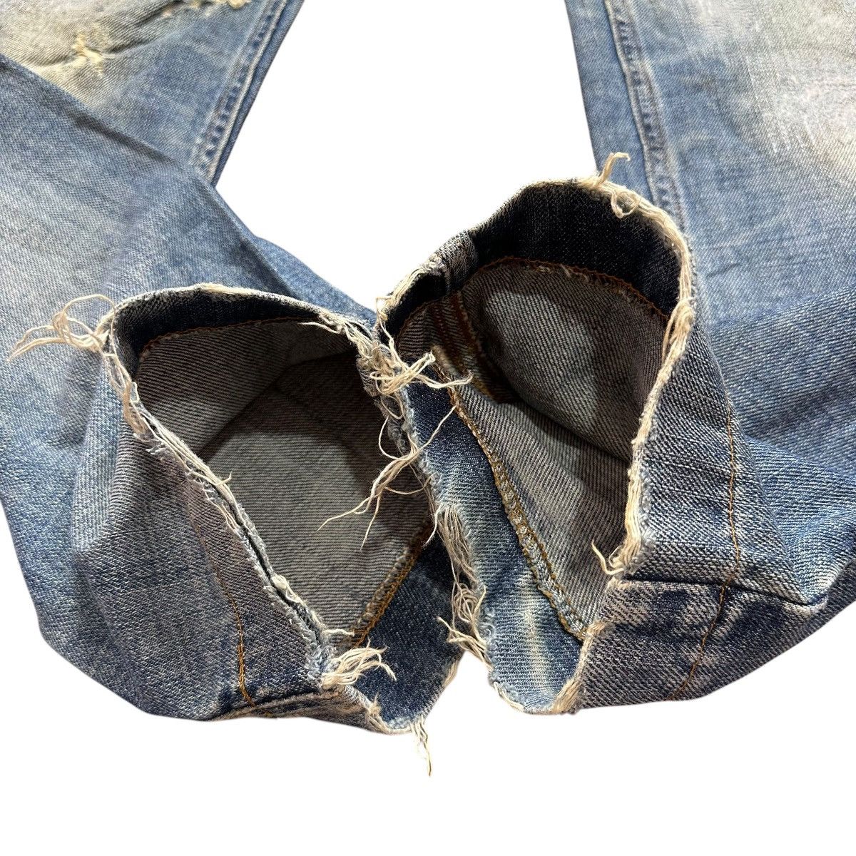Dolce & Gabbana D&G Dolce & Gabbana Studded Distressed Denim Jeans Italy Size US 31 - 15 Thumbnail